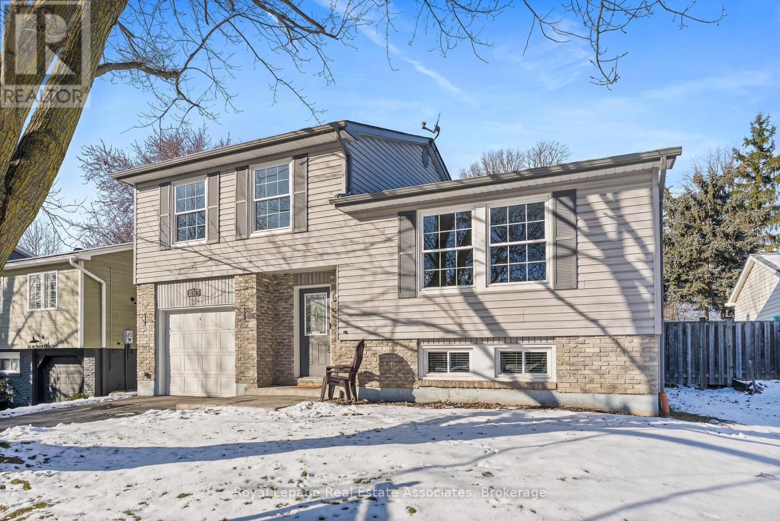 358 Mcnabb Crescent, Milton, Ontario  L9T 3G2 - Photo 2 - W12699370