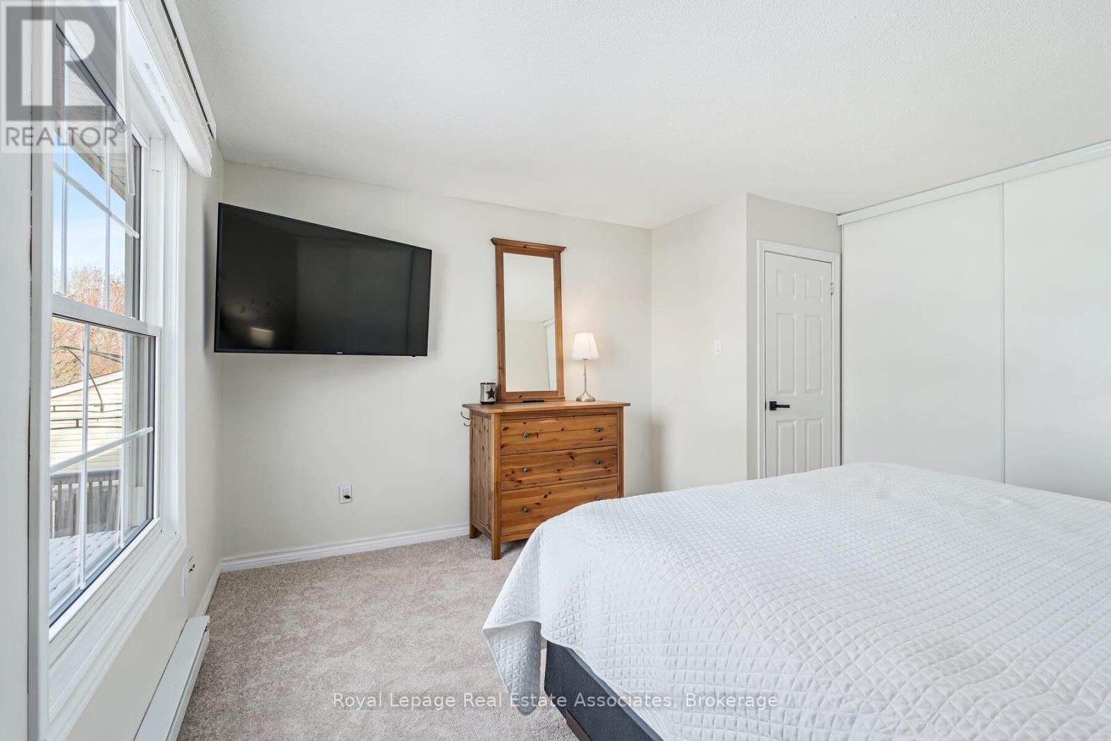 358 Mcnabb Crescent, Milton, Ontario  L9T 3G2 - Photo 23 - W12699370