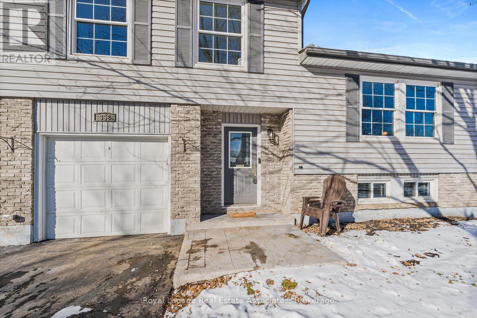 358 Mcnabb Crescent, Milton, Ontario  L9T 3G2 - Photo 3 - W12699370