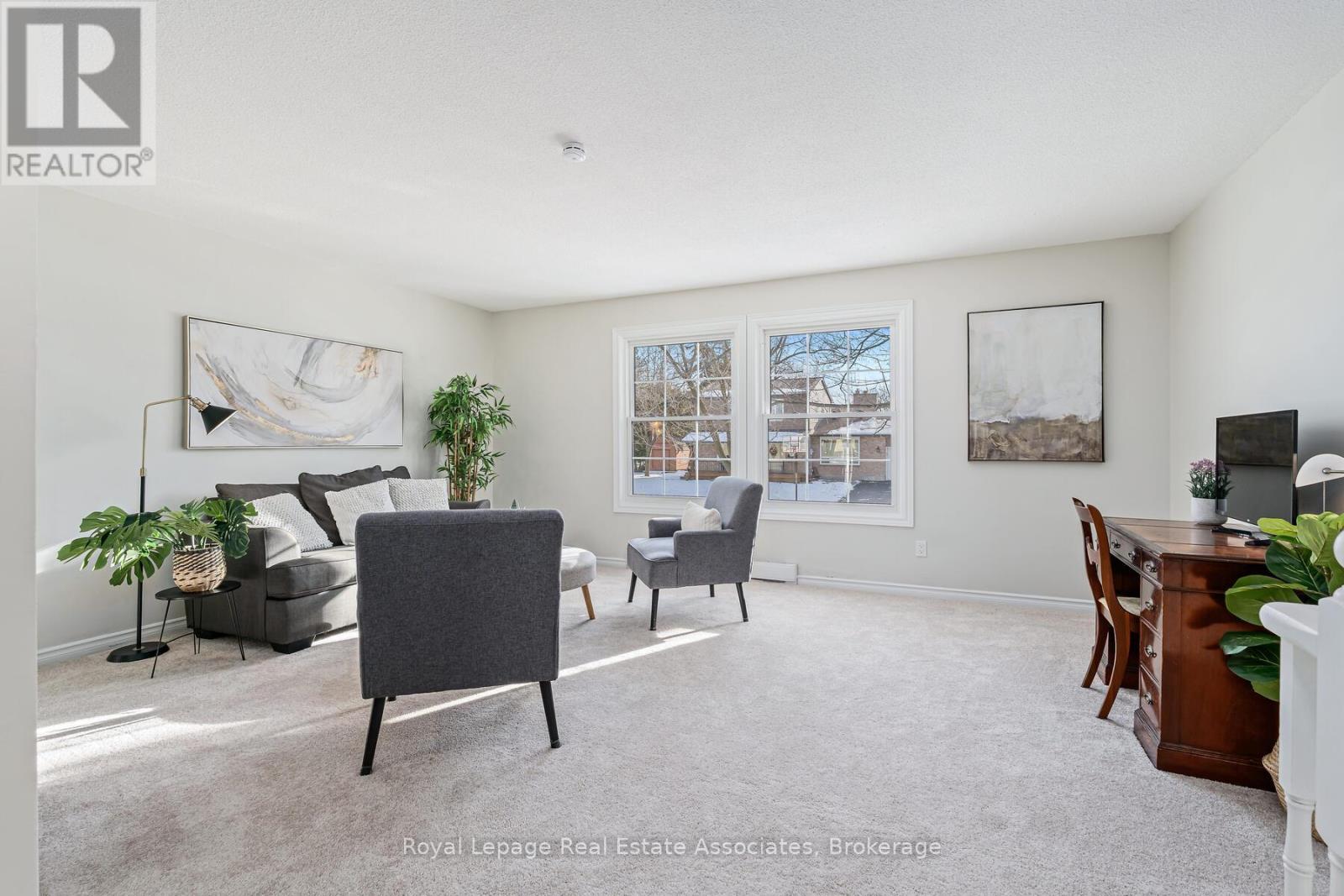 358 Mcnabb Crescent, Milton, Ontario  L9T 3G2 - Photo 9 - W12699370