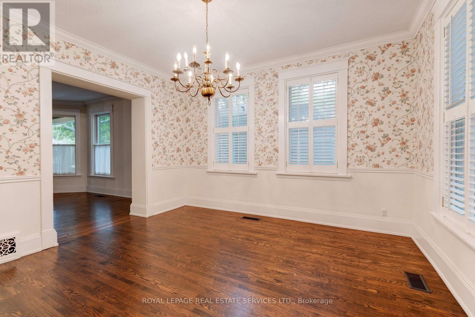 302 William Street, Oakville, Ontario  L6J 1E4 - Photo 11 - W12699376