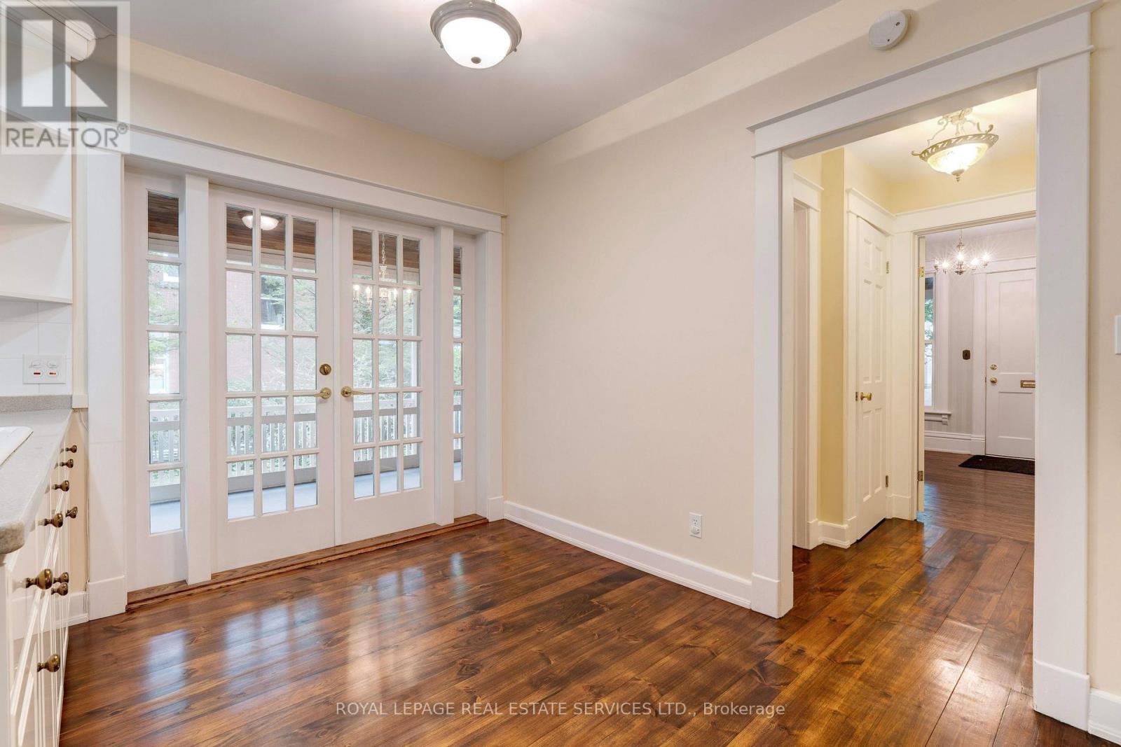 302 William Street, Oakville, Ontario  L6J 1E4 - Photo 12 - W12699376