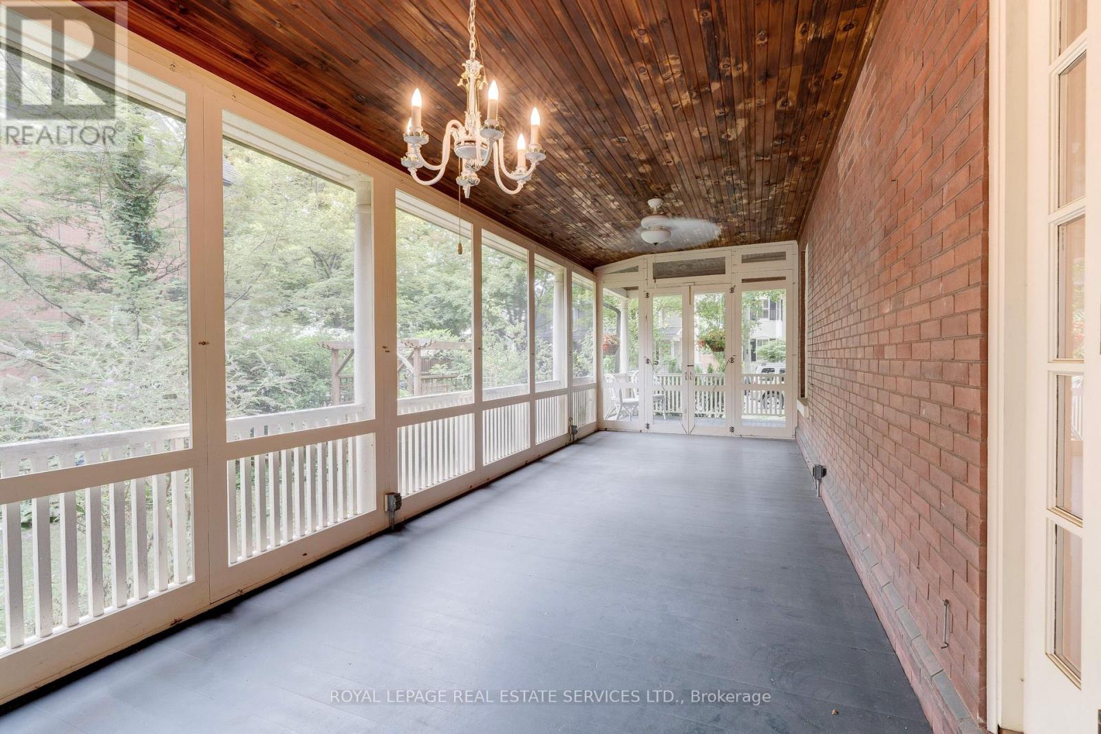 302 William Street, Oakville, Ontario  L6J 1E4 - Photo 18 - W12699376