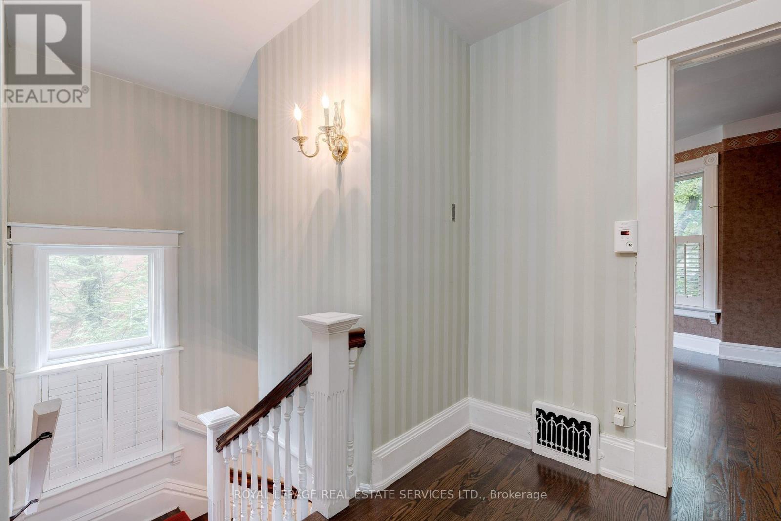 302 William Street, Oakville, Ontario  L6J 1E4 - Photo 22 - W12699376