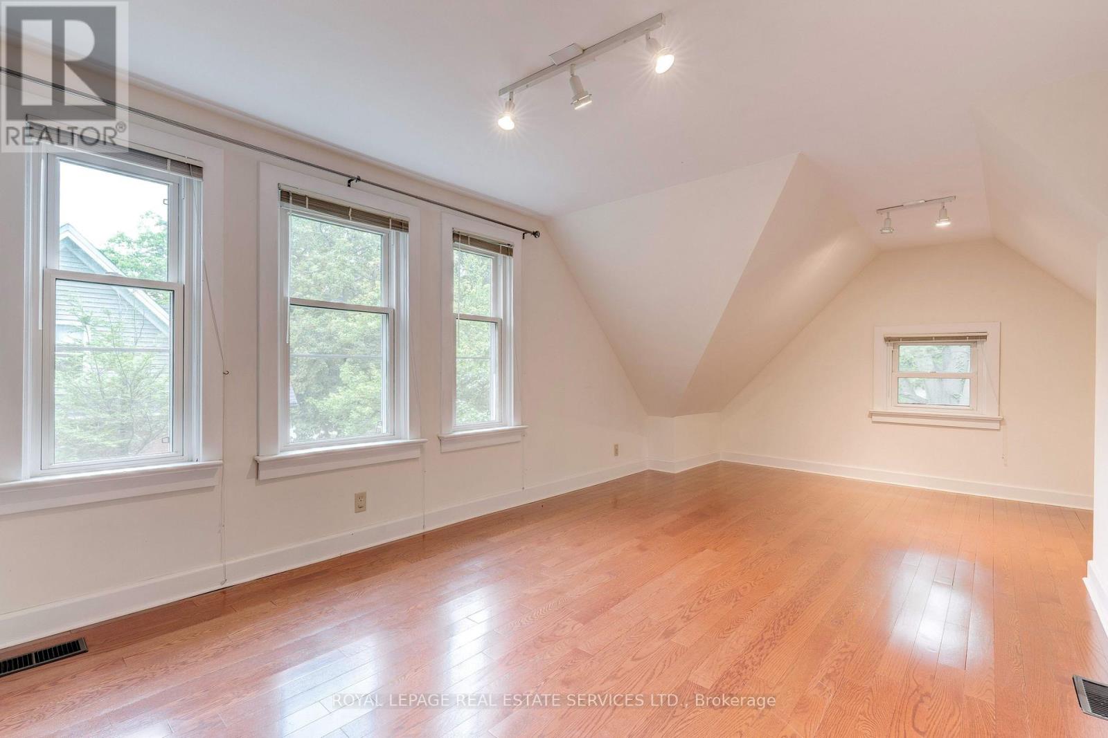 302 William Street, Oakville, Ontario  L6J 1E4 - Photo 30 - W12699376