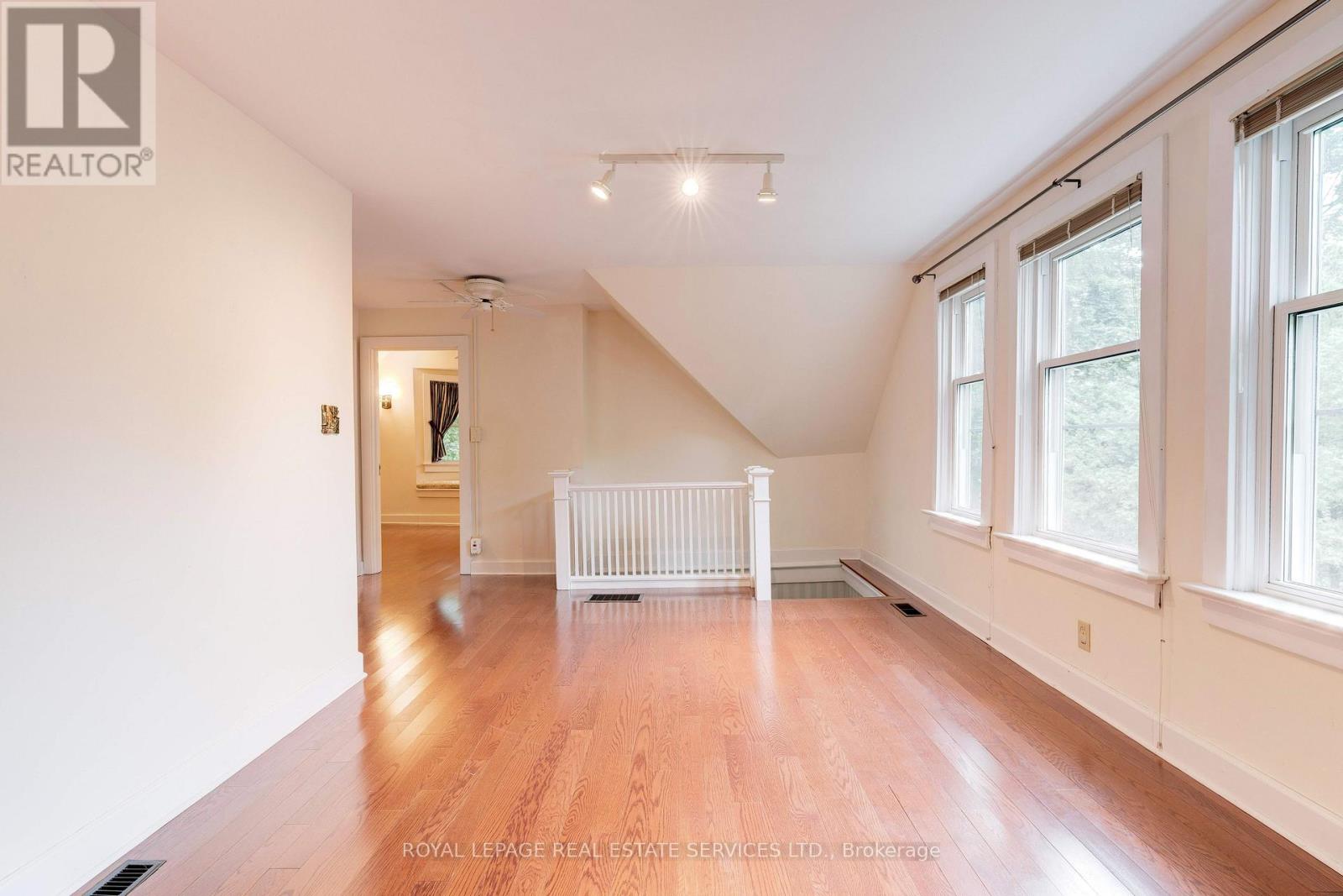 302 William Street, Oakville, Ontario  L6J 1E4 - Photo 31 - W12699376