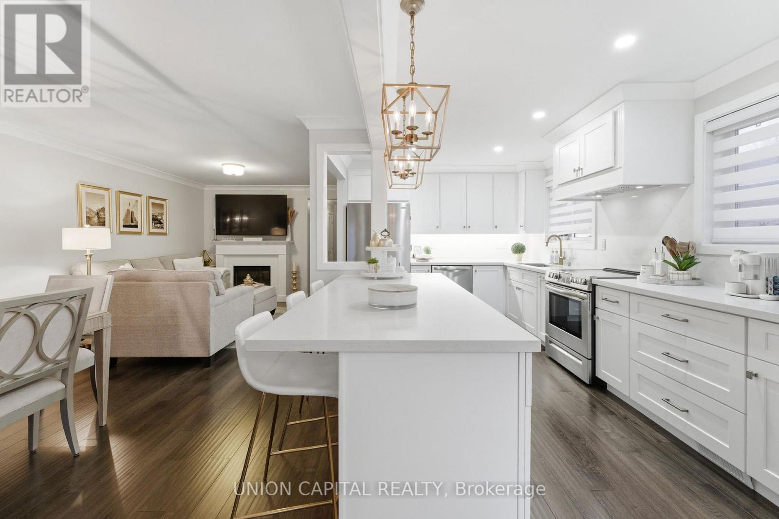 3381 Homark Drive, Mississauga, Ontario  L4Y 2K6 - Photo 3 - W12699422