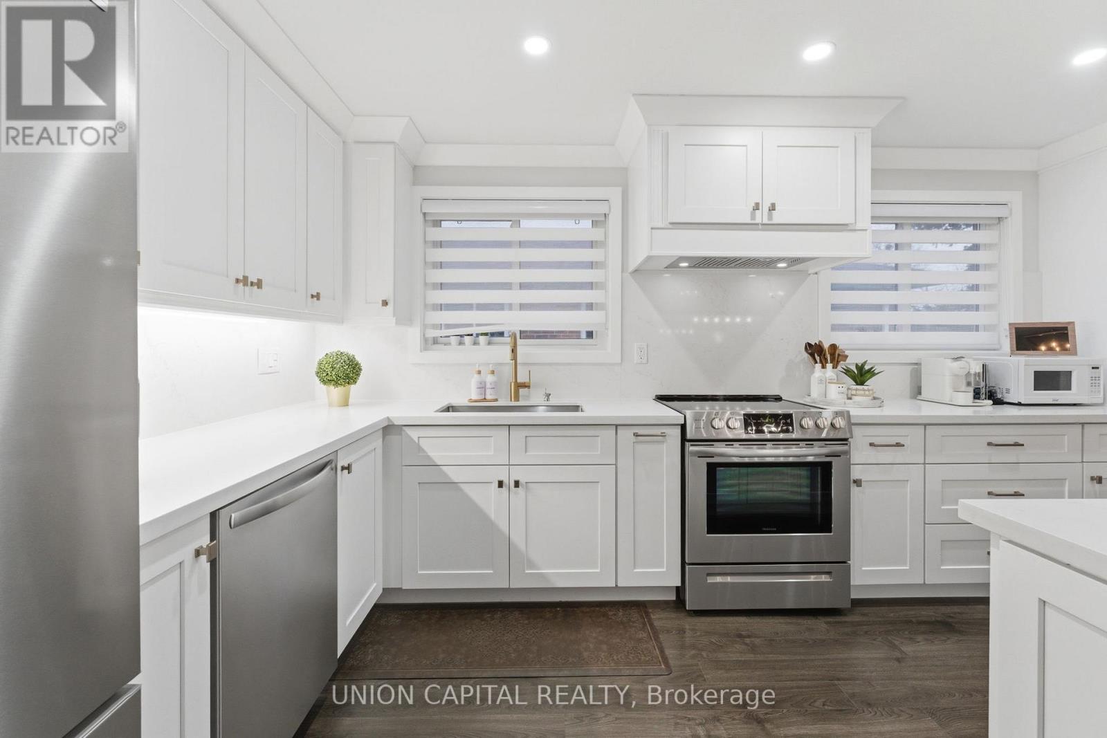 3381 Homark Drive, Mississauga, Ontario  L4Y 2K6 - Photo 9 - W12699422