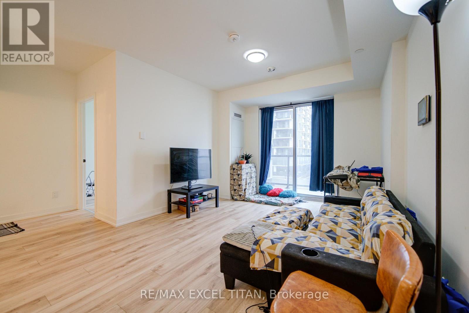 303 - 335 Wheat Boom Drive, Oakville, Ontario  L6H 7C2 - Photo 15 - W12699430