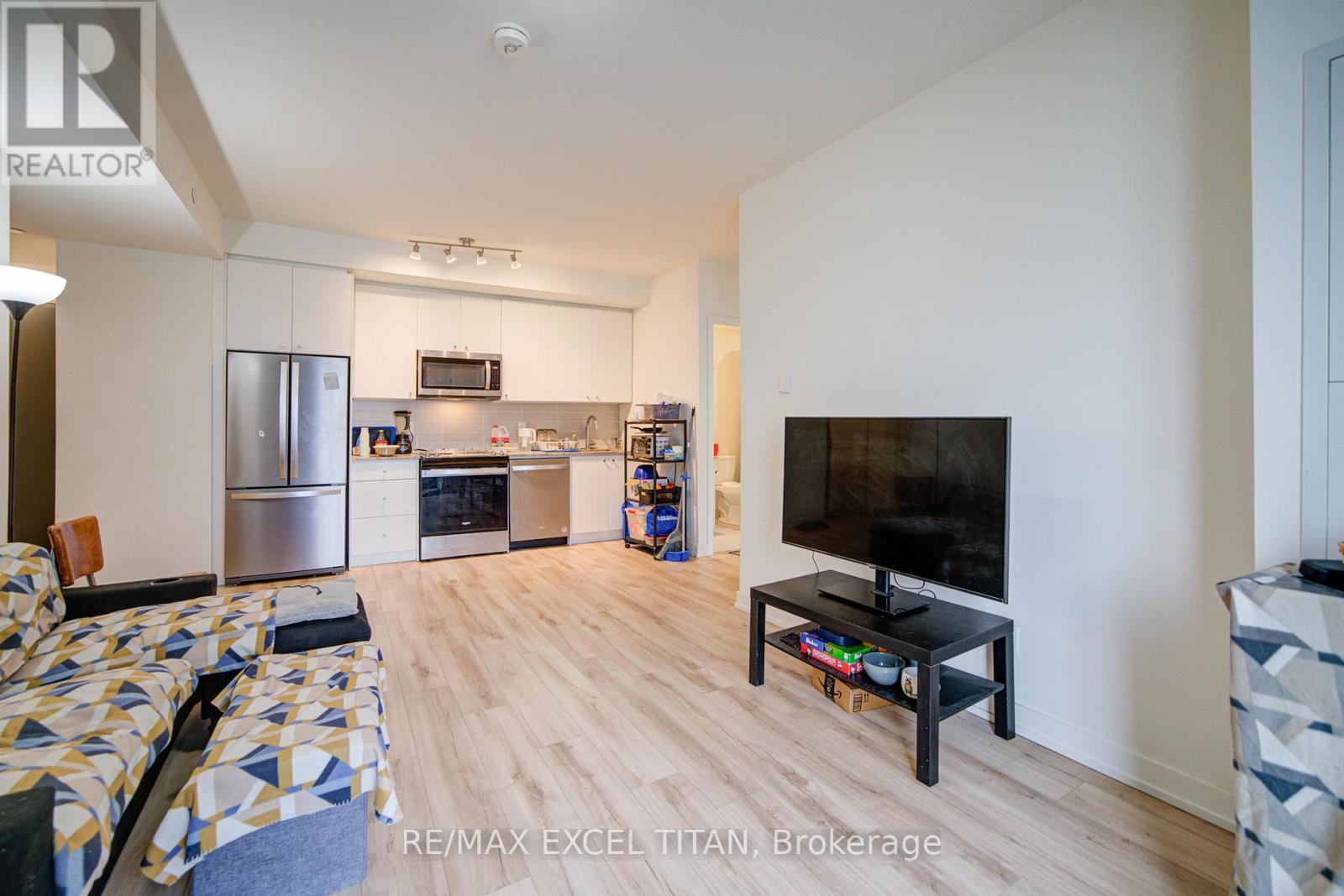 303 - 335 Wheat Boom Drive, Oakville, Ontario  L6H 7C2 - Photo 18 - W12699430