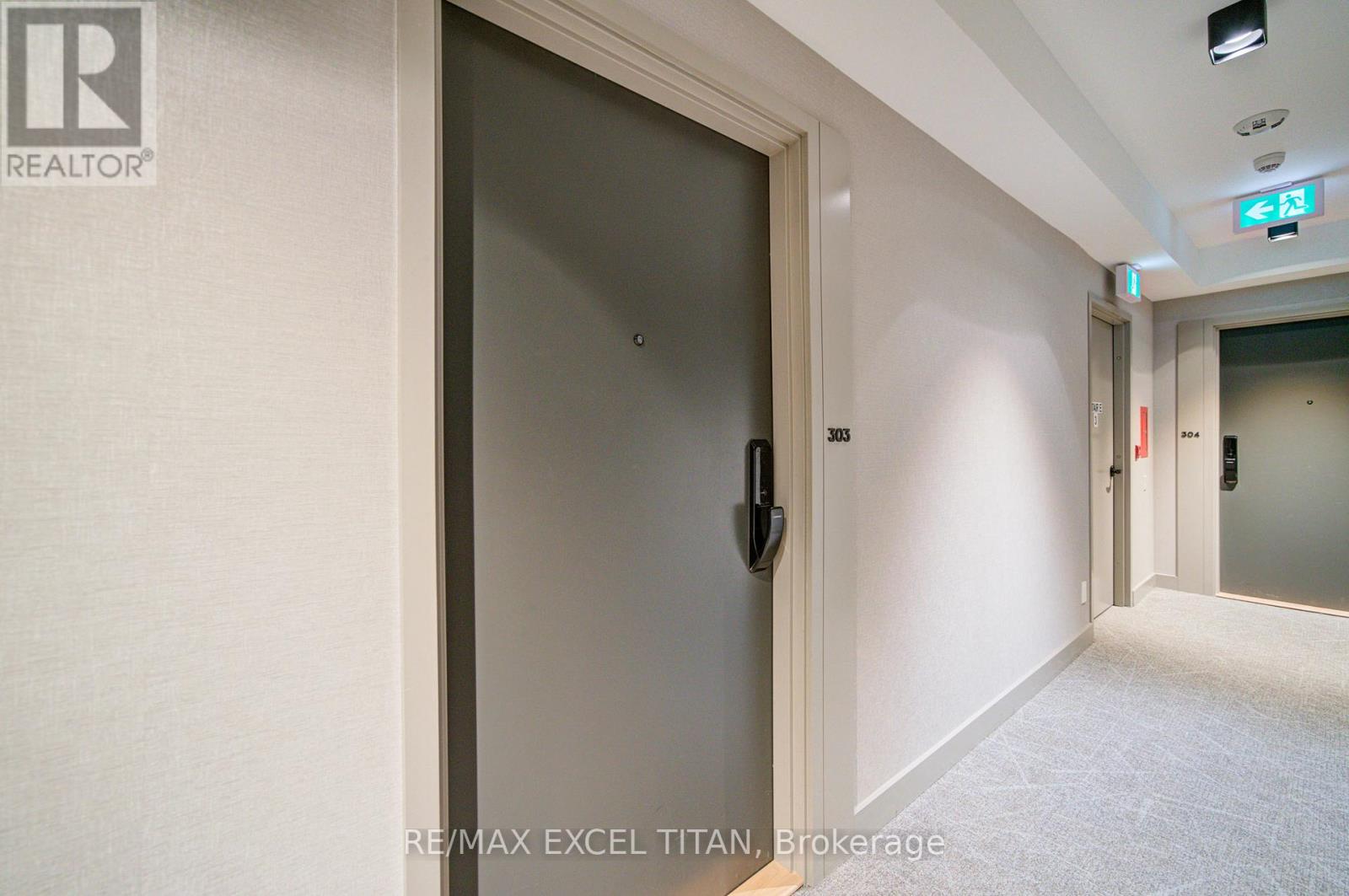 303 - 335 Wheat Boom Drive, Oakville, Ontario  L6H 7C2 - Photo 6 - W12699430