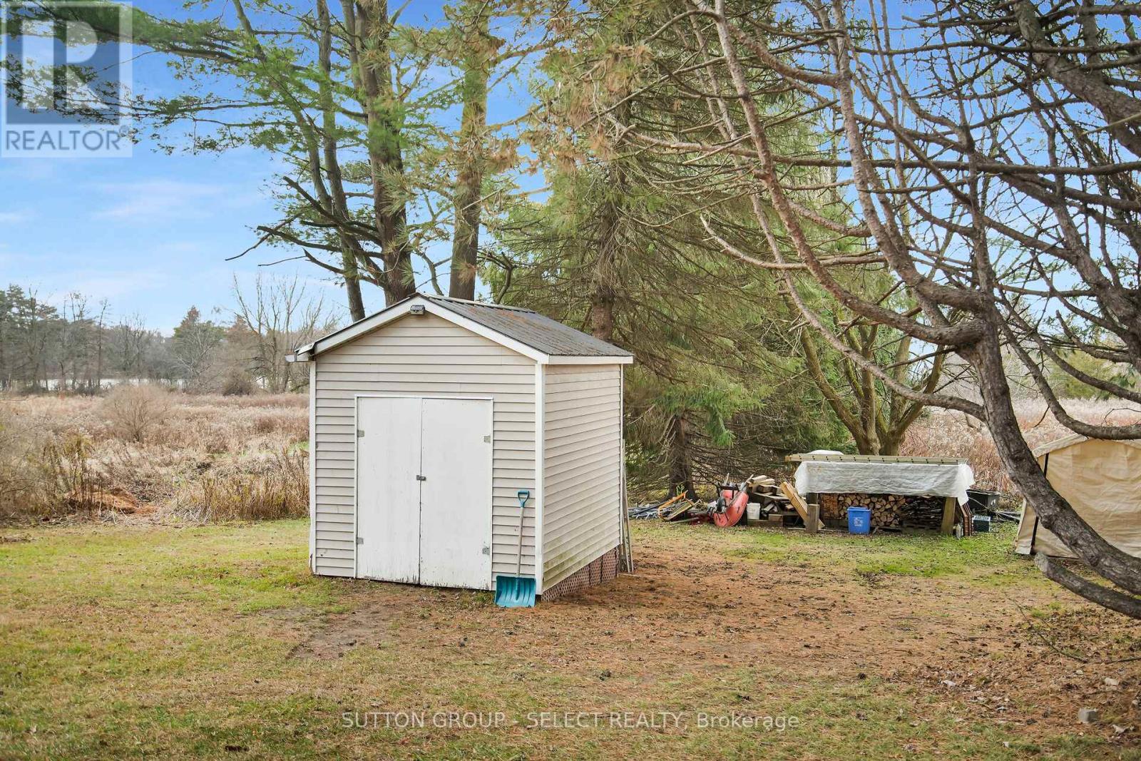 21069 Riverview Drive, Thames Centre, Ontario  N0M 2P0 - Photo 37 - X12577604