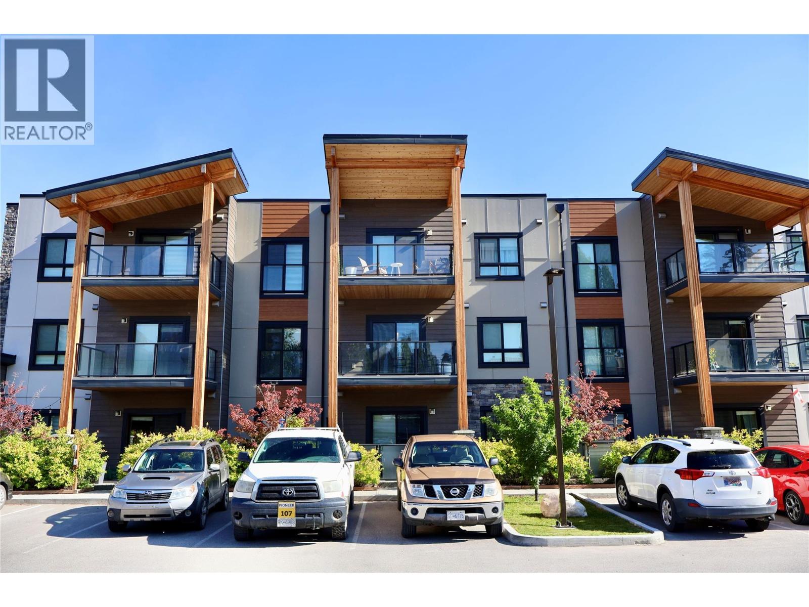 410 5th Avenue Unit# 1202, golden, British Columbia
