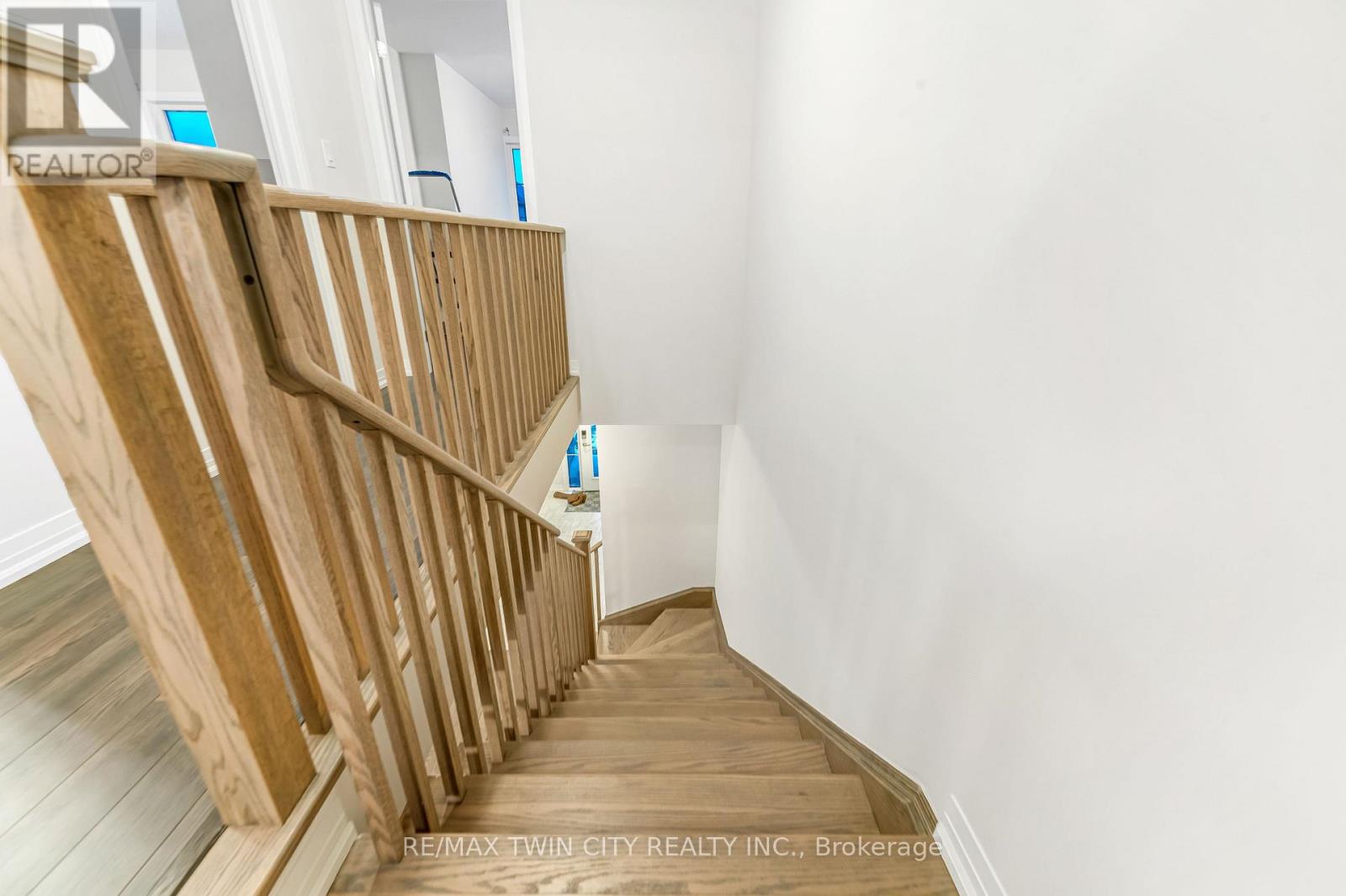 29 Blacklock Street, Cambridge, Ontario  N1S 0E2 - Photo 13 - X12699330