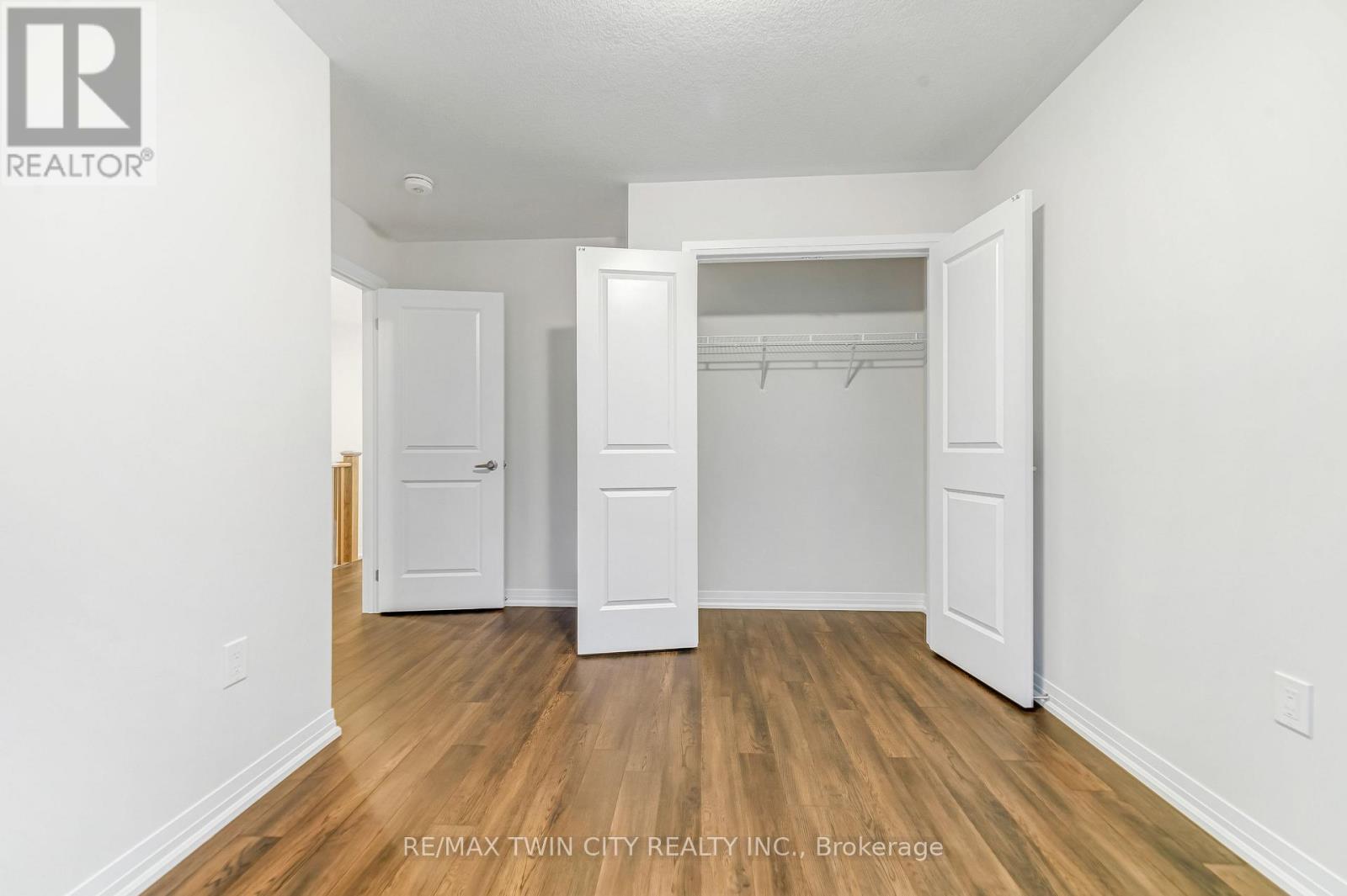 29 Blacklock Street, Cambridge, Ontario  N1S 0E2 - Photo 17 - X12699330