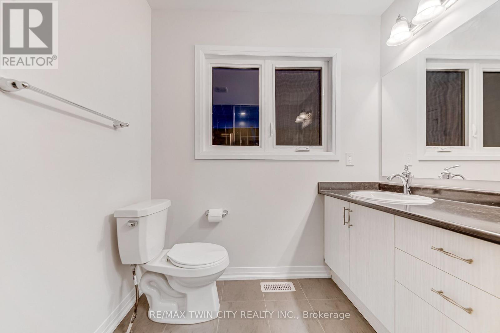 29 Blacklock Street, Cambridge, Ontario  N1S 0E2 - Photo 28 - X12699330