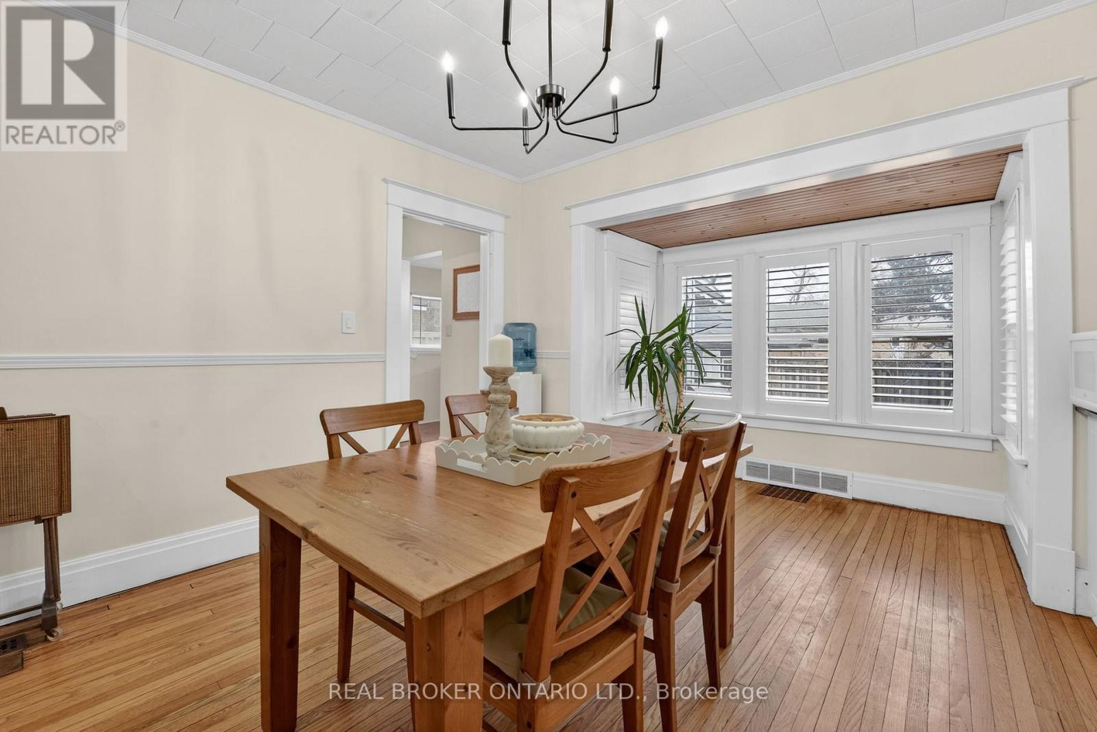 55 Thomas Street, St. Catharines, Ontario  L2R 6L8 - Photo 10 - X12699390