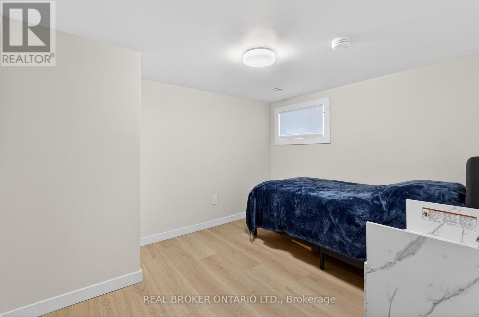 55 Thomas Street, St. Catharines, Ontario  L2R 6L8 - Photo 25 - X12699390