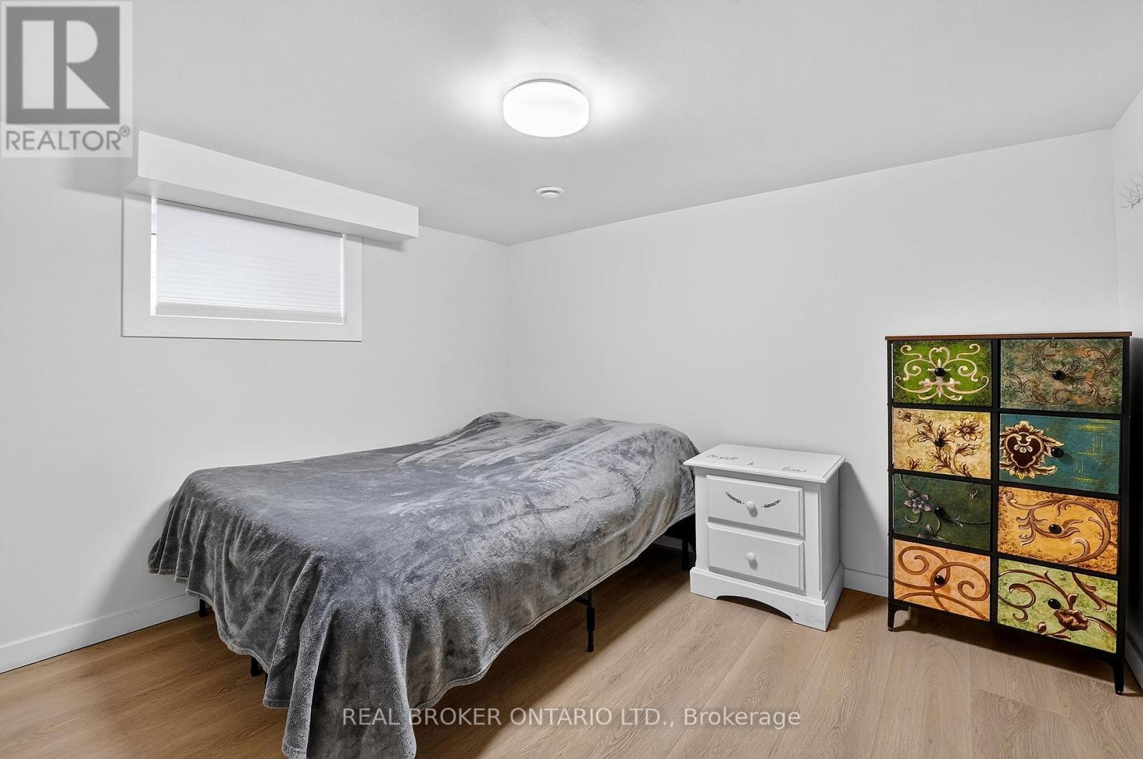 55 Thomas Street, St. Catharines, Ontario  L2R 6L8 - Photo 26 - X12699390