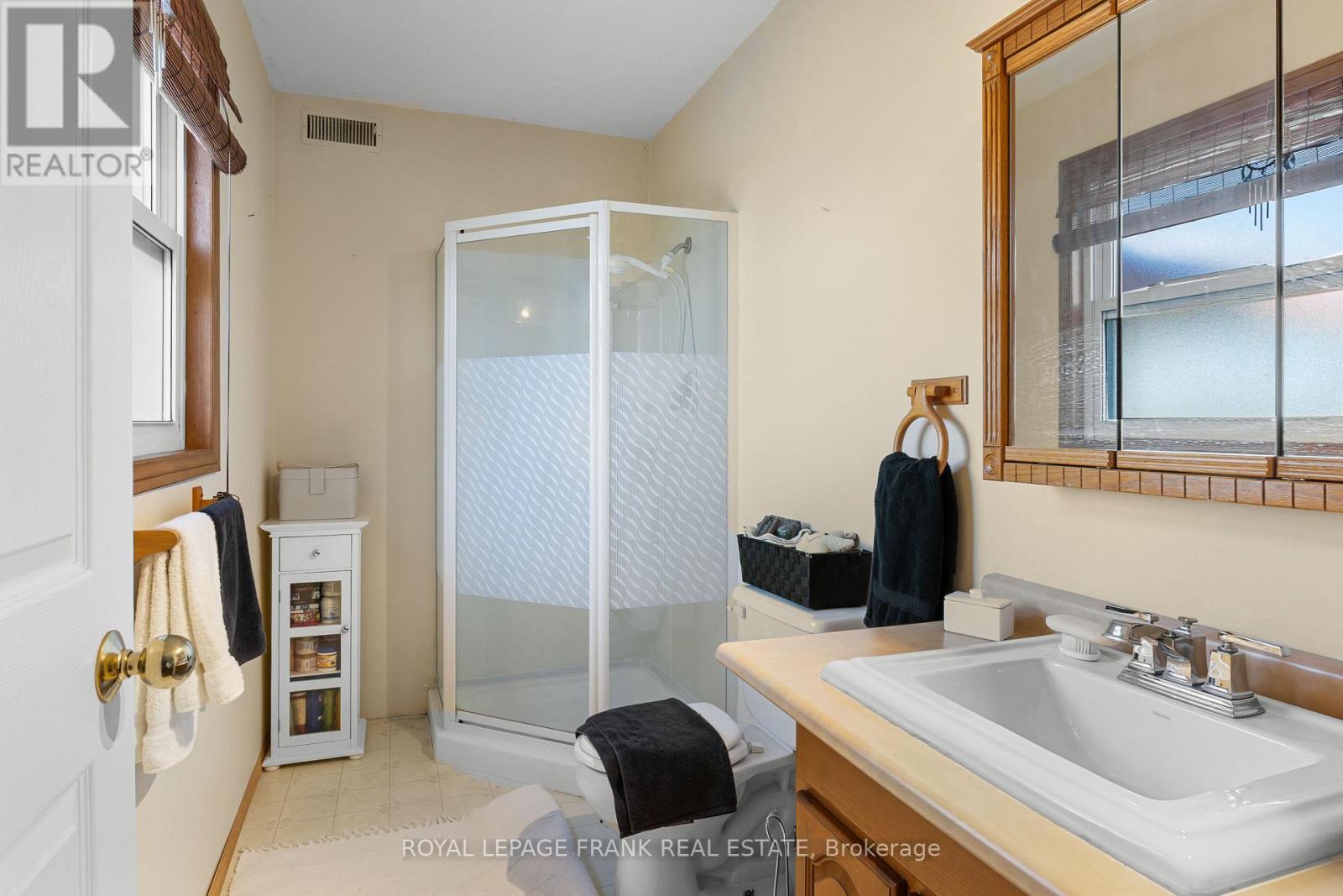 2269 Thurstonia Road, Kawartha Lakes (Verulam), Ontario  K0M 1L0 - Photo 12 - X12699608