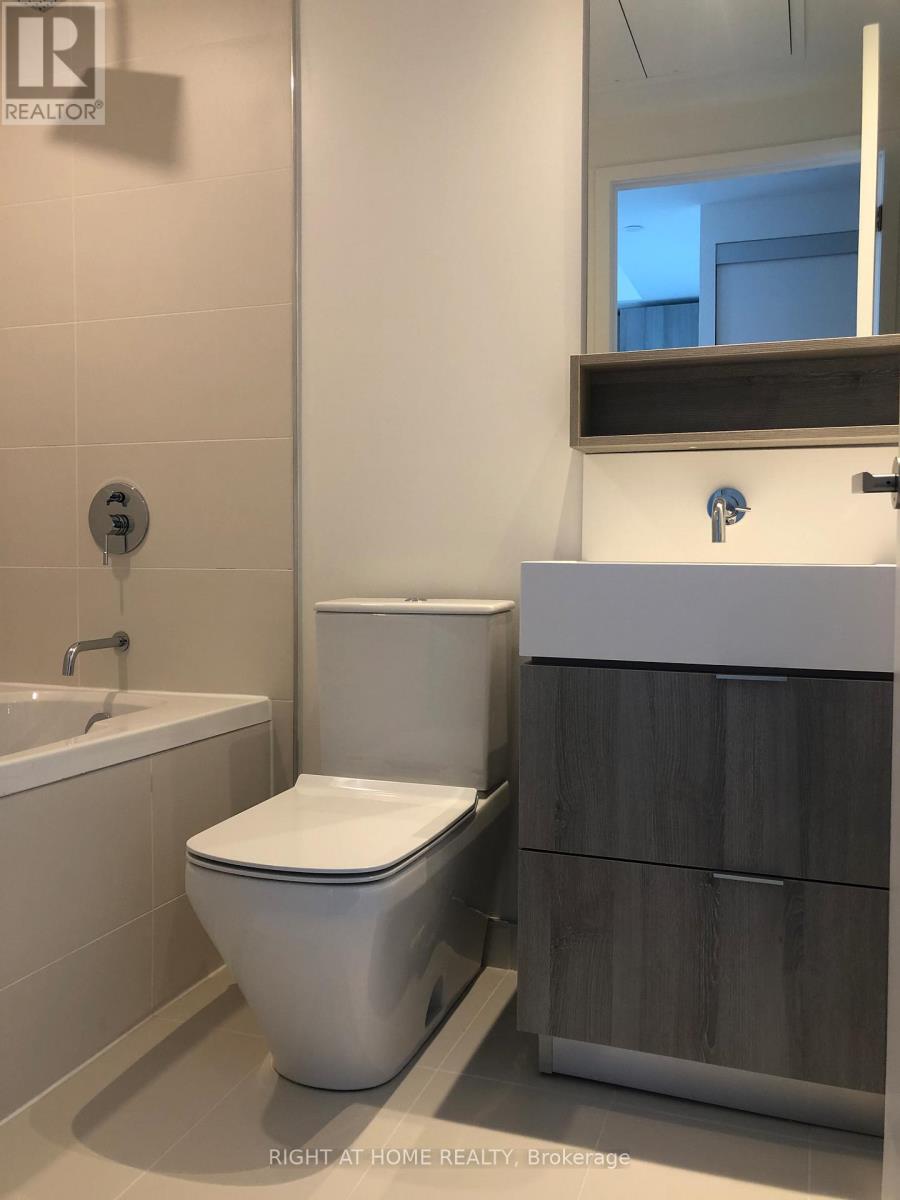 3013 - 5 Soudan Avenue E, Toronto (Mount Pleasant West), Ontario  M4S 1V5 - Photo 5 - C12699124