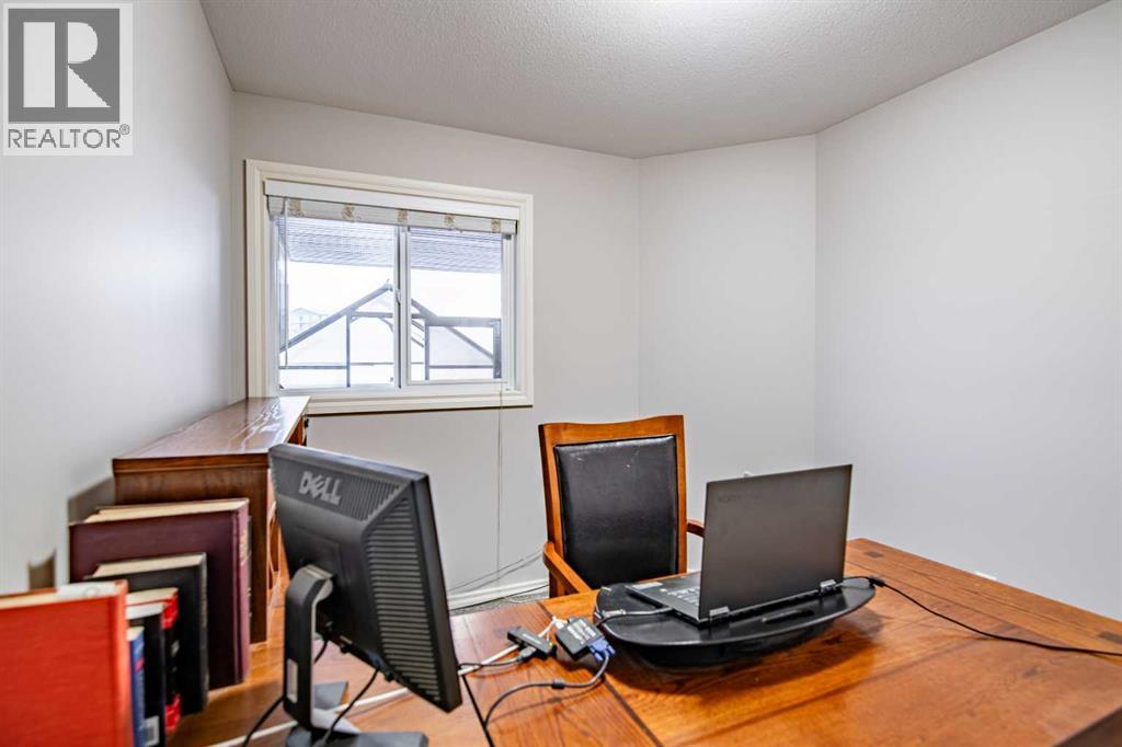 73 Bowman Circle, Sylvan Lake, Alberta  T4S 0H9 - Photo 10 - A2274832