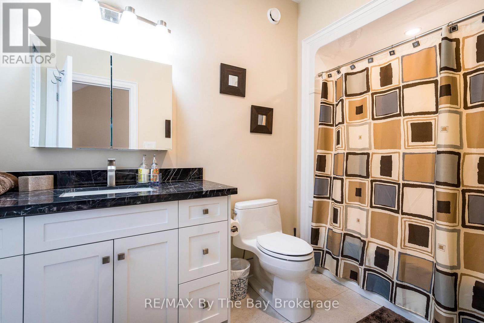 18 Edgewater Road, Wasaga Beach, Ontario  L9Z 2W3 - Photo 23 - S12699728