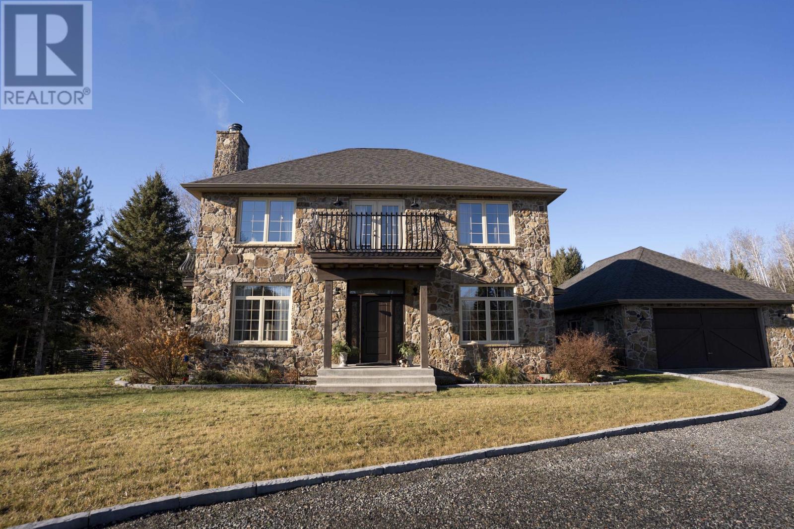 1 Leiterman St, Kakabeka Falls, Ontario  P0T 1W0 - Photo 2 - TB253583