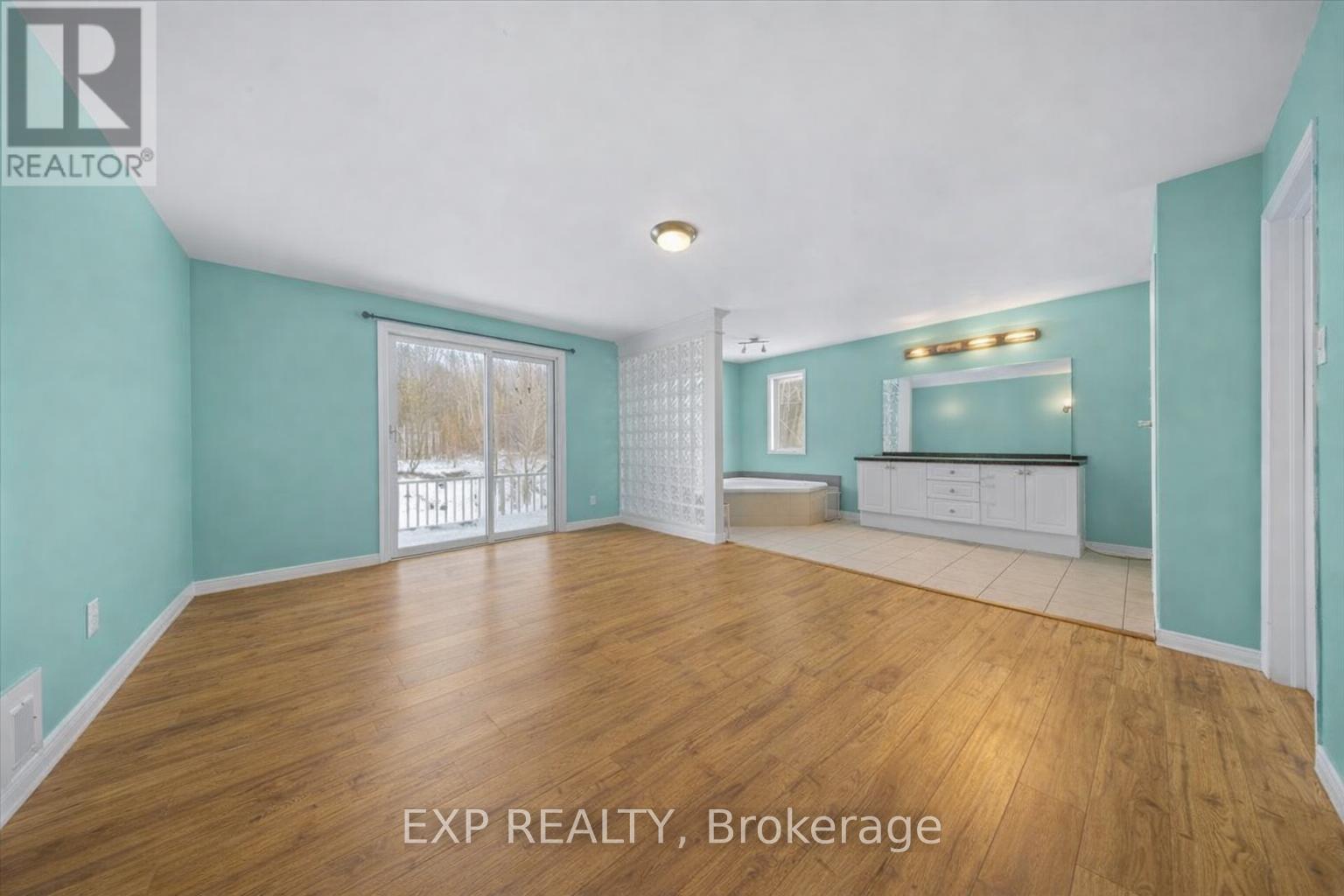 723 Route 200 Road, Russell, Ontario  K4R 1E5 - Photo 12 - X12699552