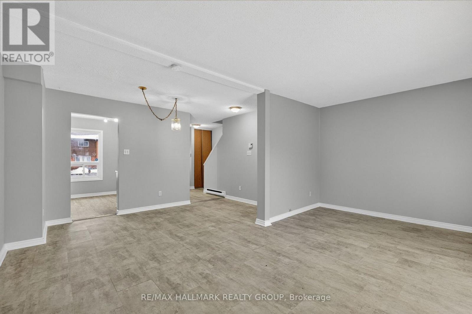 3219 Stockton Drive, Ottawa, Ontario  K1T 1S3 - Photo 11 - X12699594