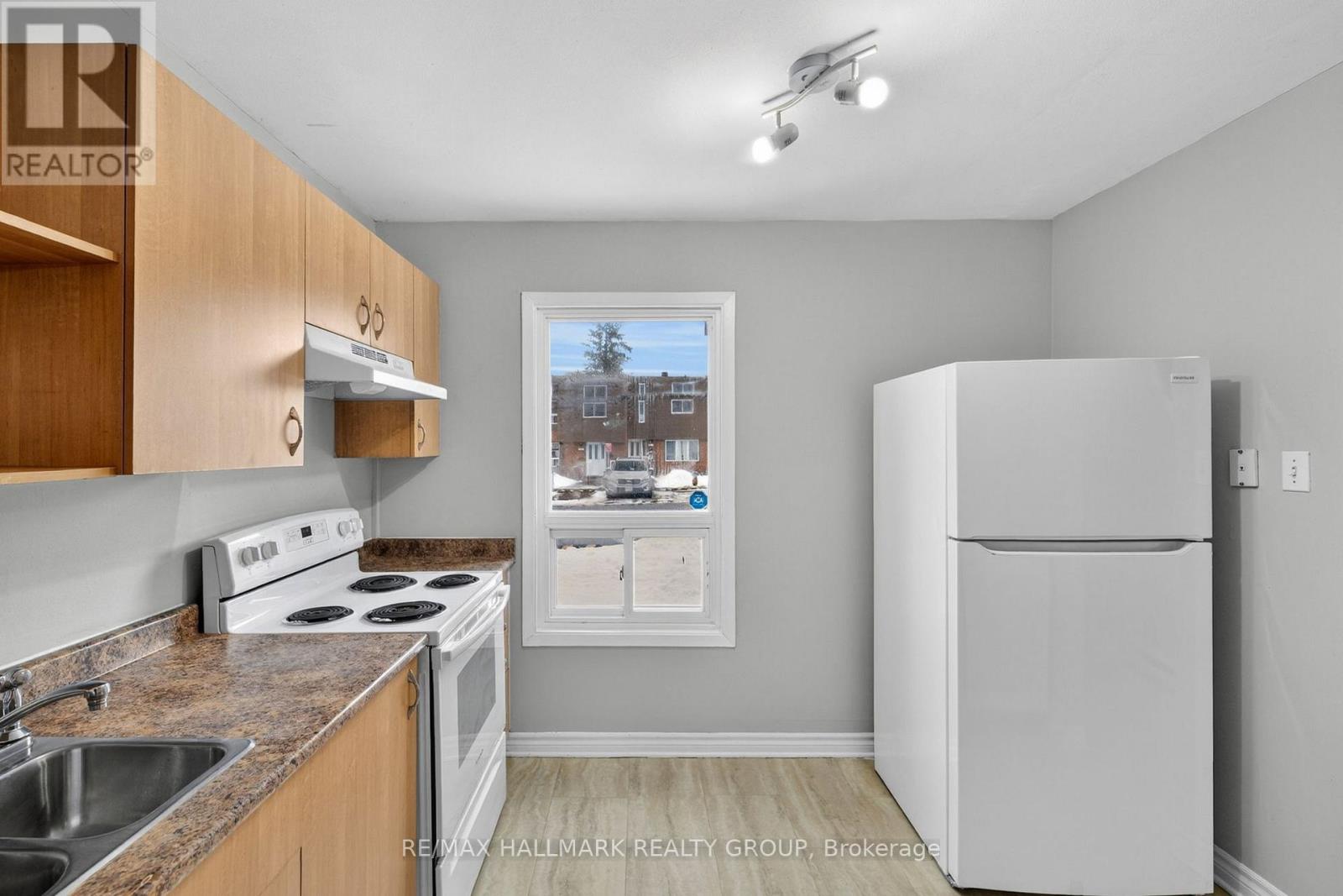 3219 Stockton Drive, Ottawa, Ontario  K1T 1S3 - Photo 19 - X12699594