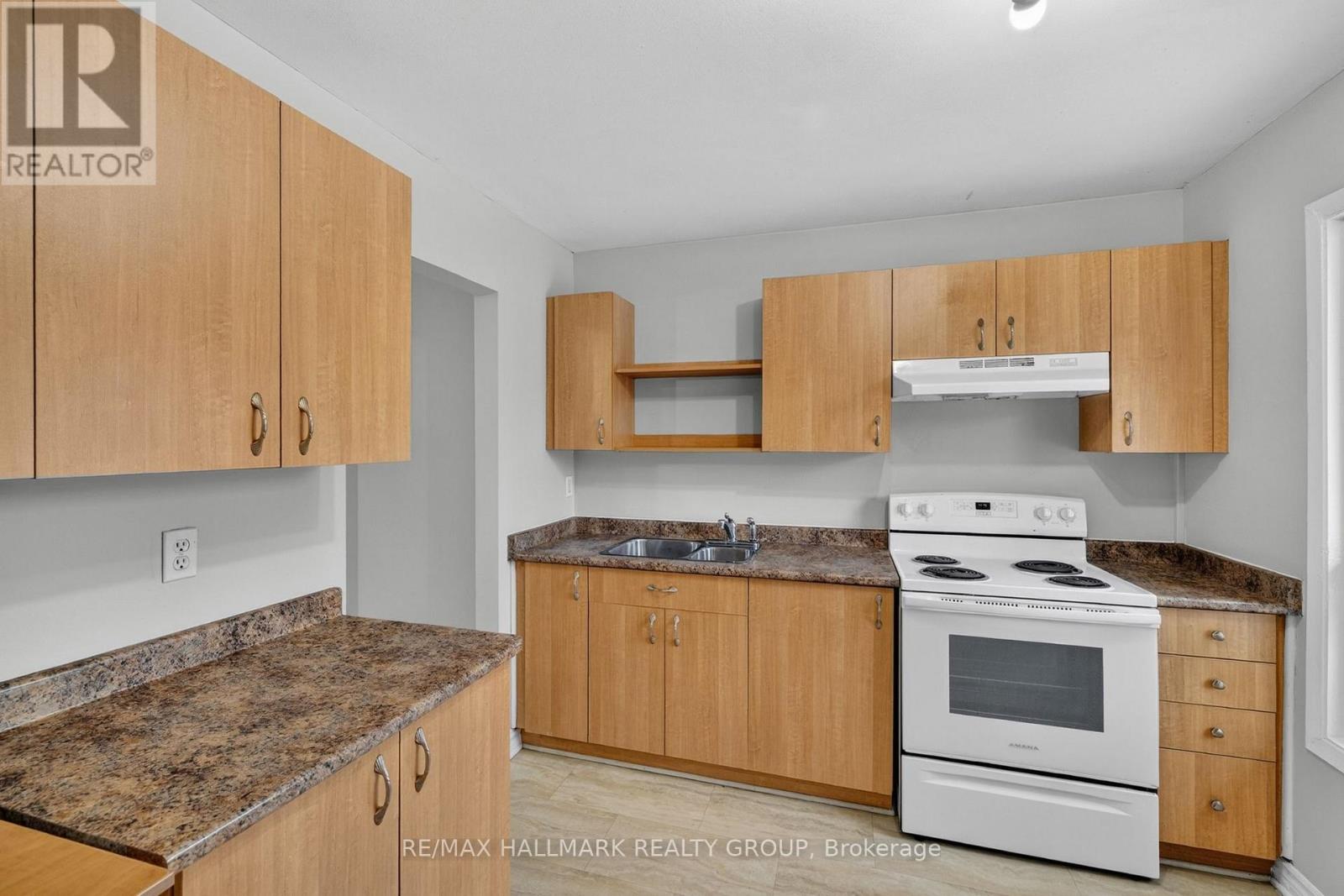 3219 Stockton Drive, Ottawa, Ontario  K1T 1S3 - Photo 20 - X12699594