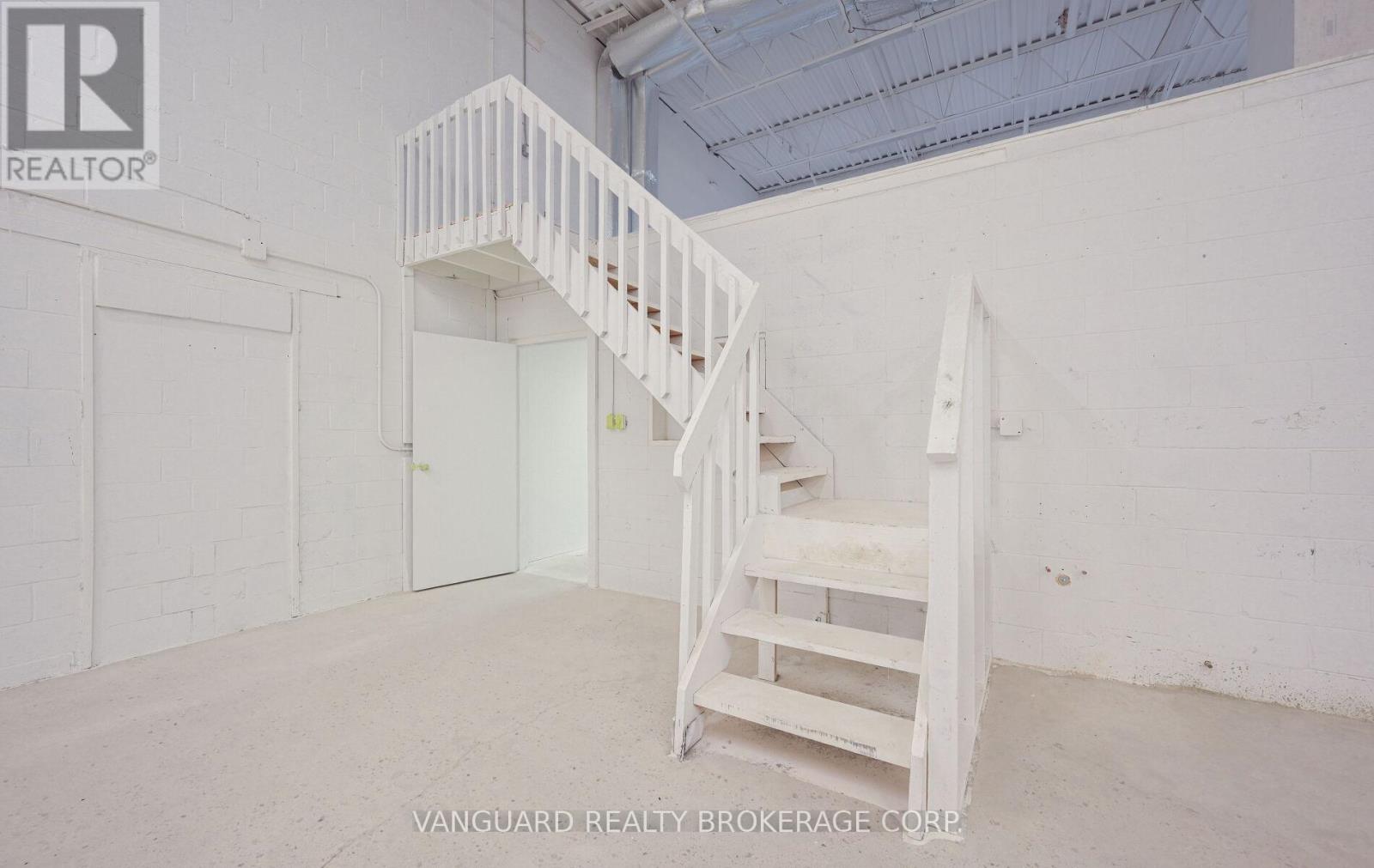 7-8 - 13 Holland Drive, Caledon, Ontario  L7E 1G7 - Photo 28 - W12663296