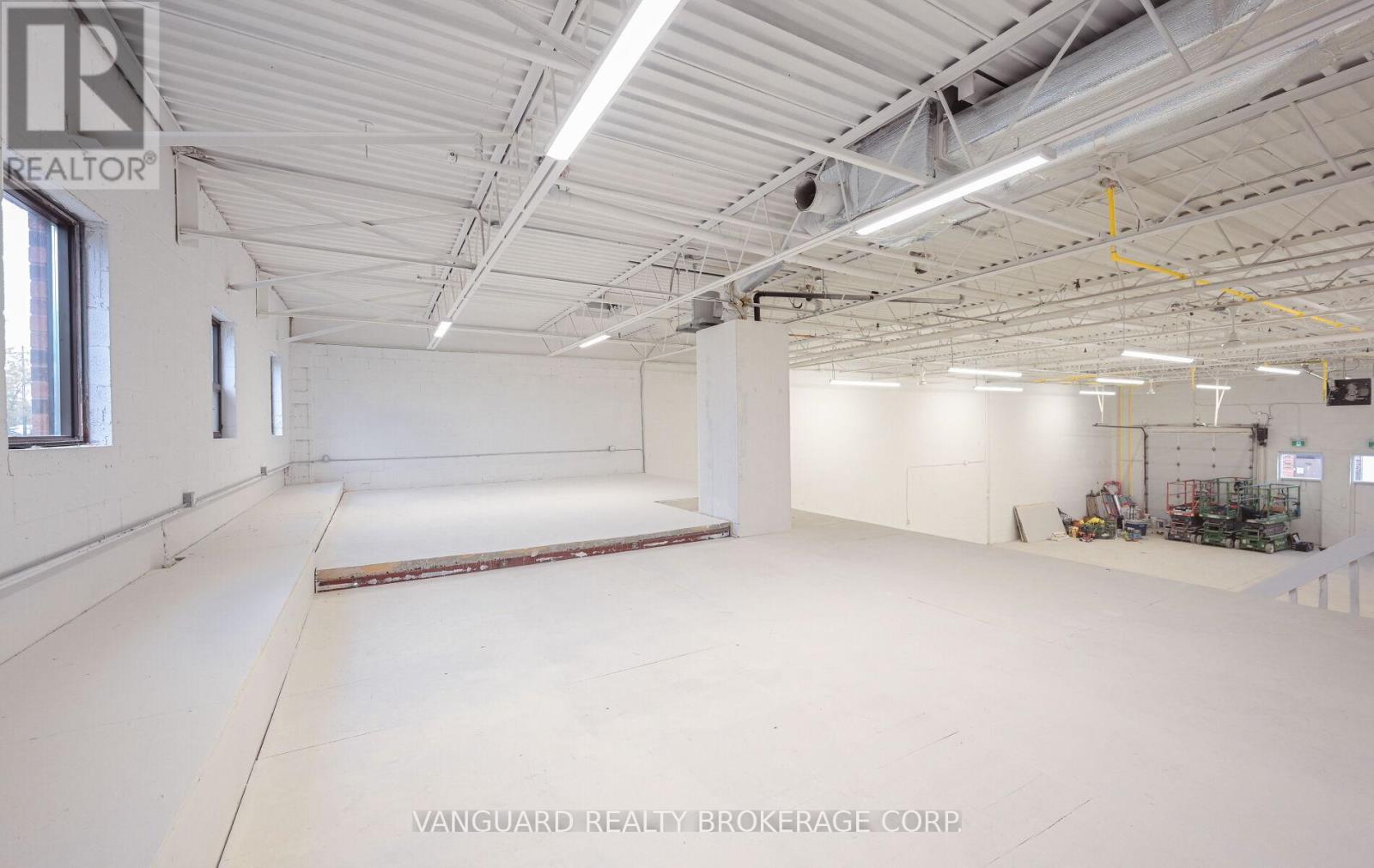 7-8 - 13 Holland Drive, Caledon, Ontario  L7E 1G7 - Photo 29 - W12663296