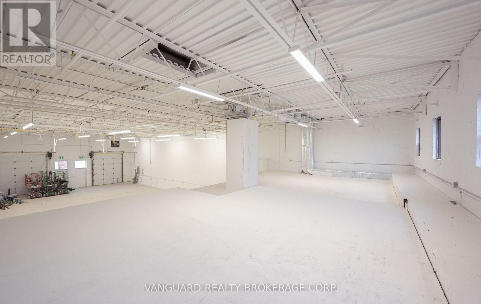 7-8 - 13 Holland Drive, Caledon, Ontario  L7E 1G7 - Photo 31 - W12663296