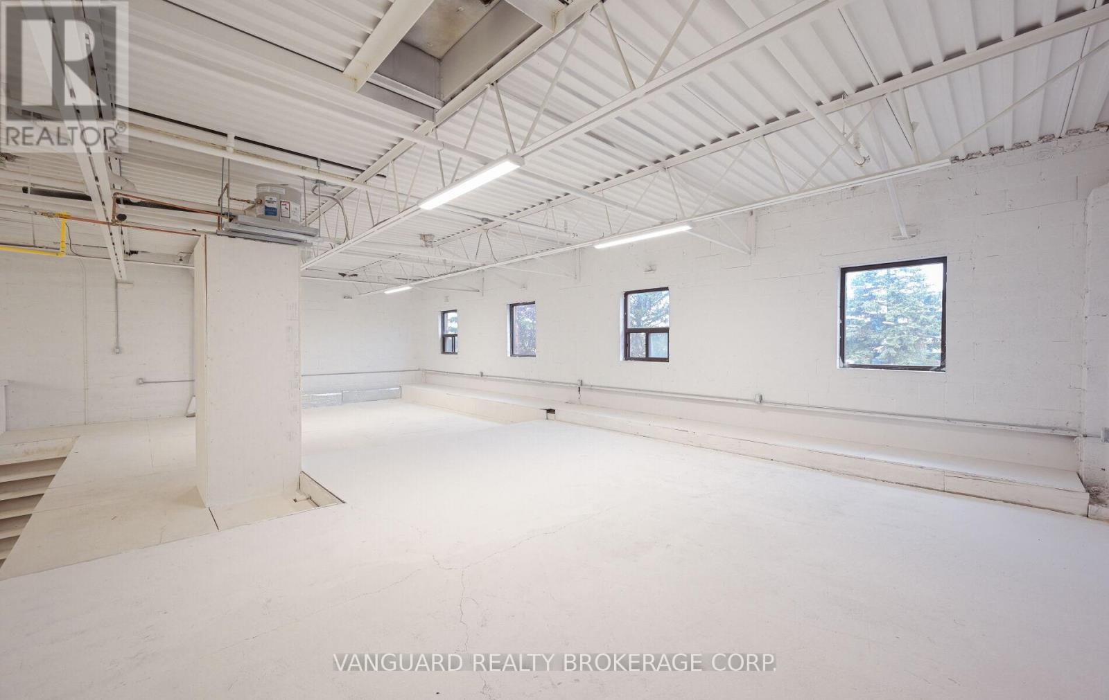 7-8 - 13 Holland Drive, Caledon, Ontario  L7E 1G7 - Photo 32 - W12663296