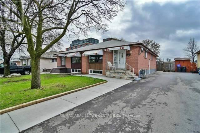 UPPER - 23 AVONDALE BOULEVARD, Brampton, Ontario