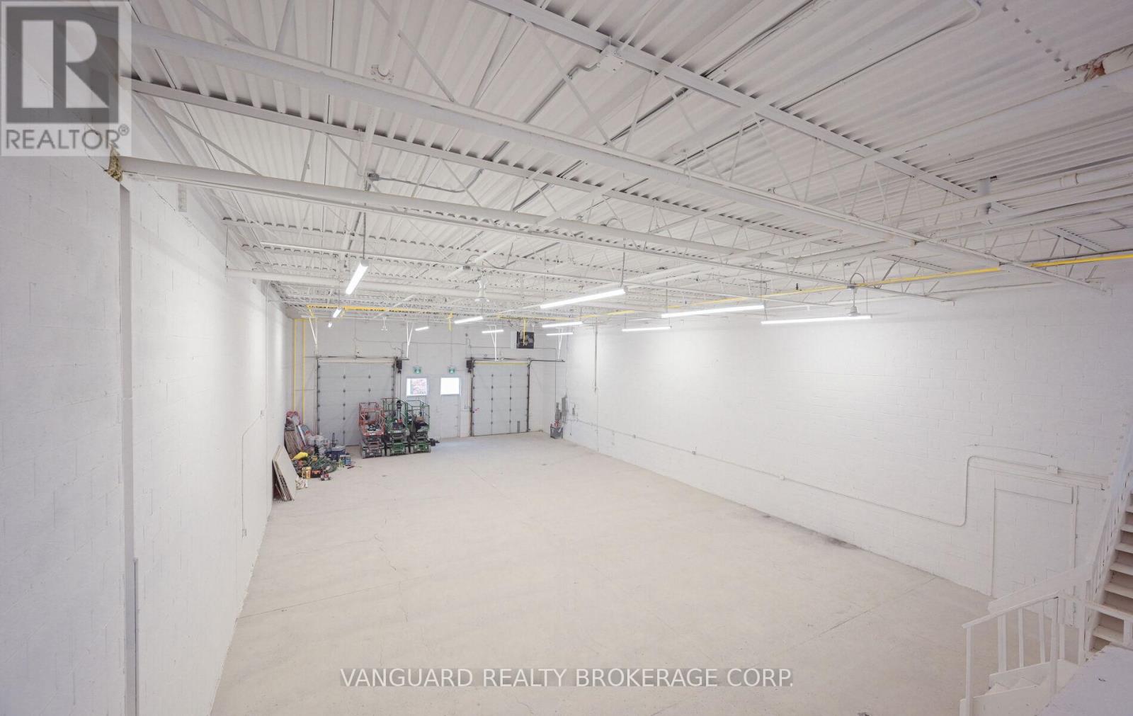 7-8 - 13 Holland Drive, Caledon, Ontario  L7E 1G7 - Photo 33 - W12663296