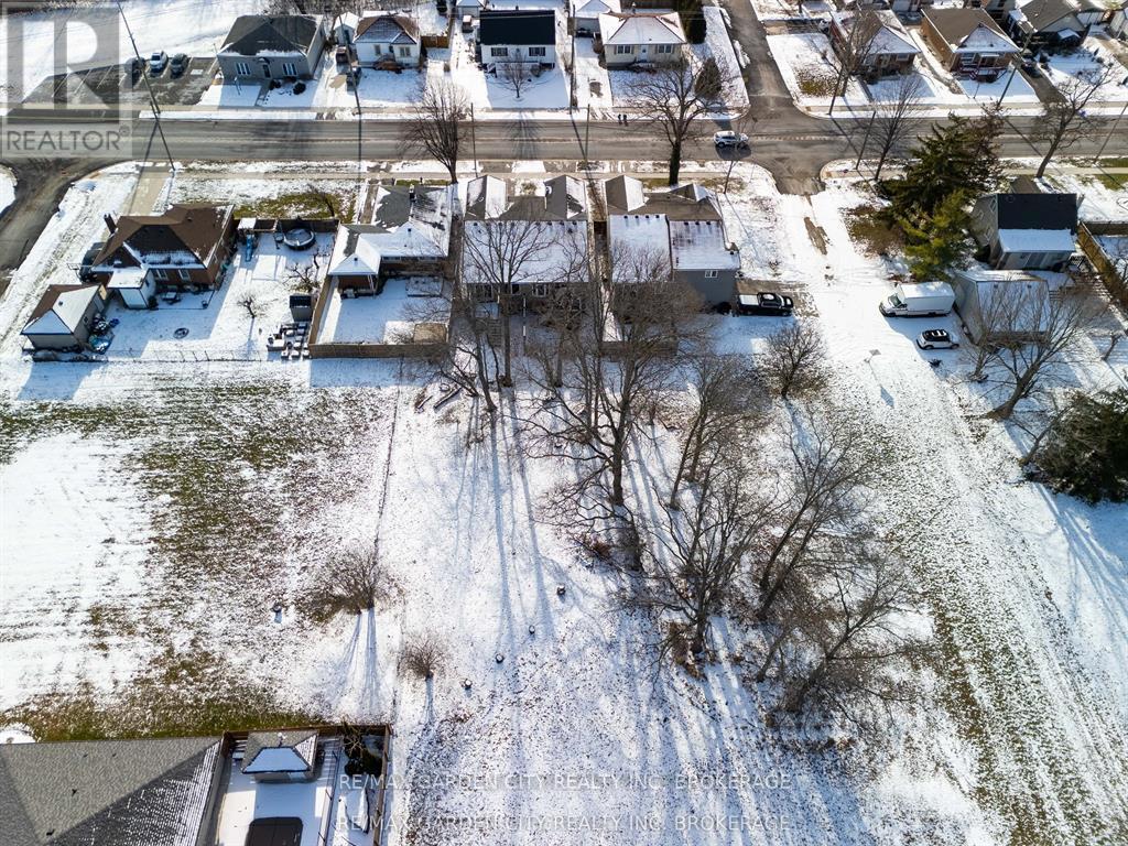 629 Broadway Avenue, Welland, Ontario  L3C 5M6 - Photo 35 - X12699628