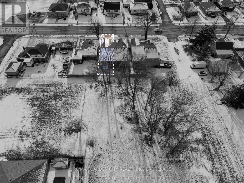 629 Broadway Avenue, Welland, Ontario  L3C 5M6 - Photo 36 - X12699628