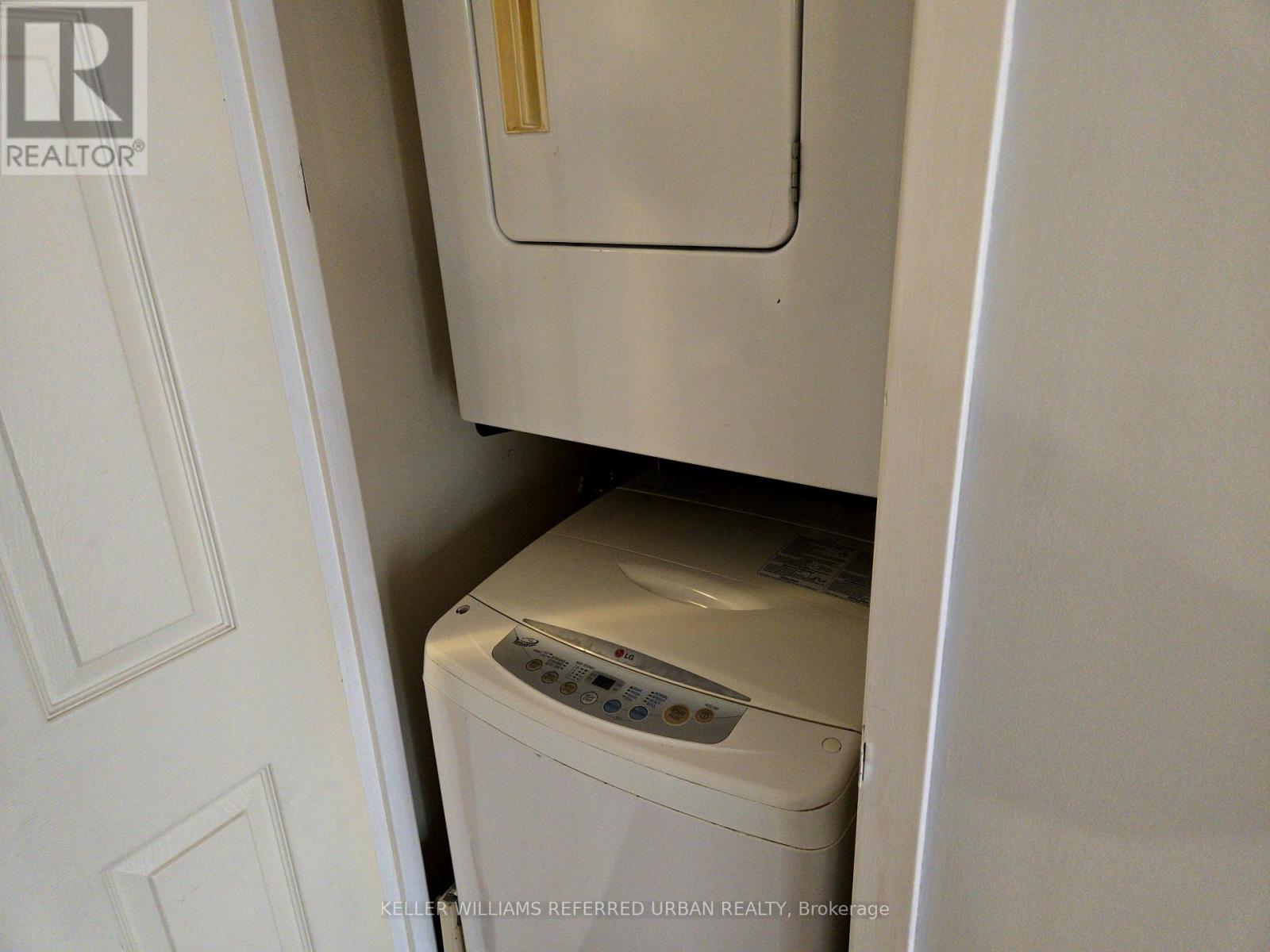 419 - 25 The Esplanade, Toronto, Ontario  M5E 1W5 - Photo 7 - C12594024