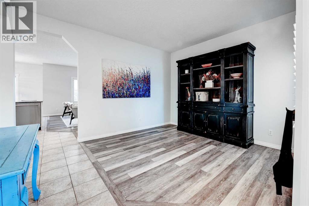 195 Chapalina Terrace Se, Calgary, Alberta  T2X 3X3 - Photo 3 - A2277812