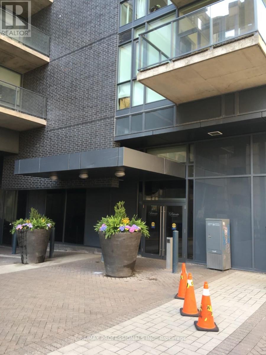 1001 - 478 King Street W, Toronto, Ontario  M5V 0A8 - Photo 17 - C12699440