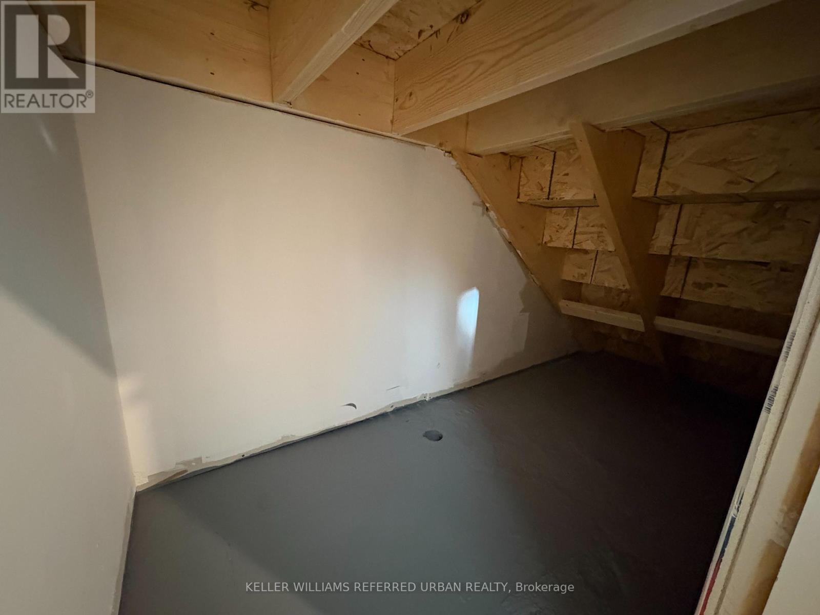 L2 - 113 Almore Avenue, Toronto, Ontario  M3H 2H4 - Photo 15 - C12699444