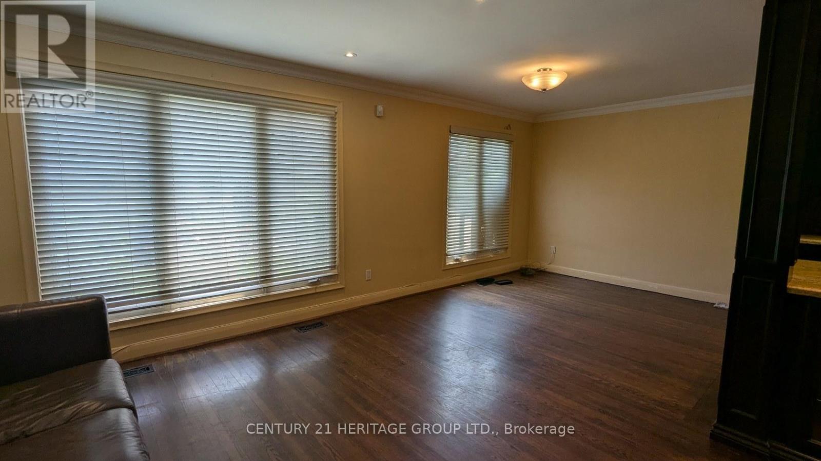 Main - 138 Waterloo Avenue, Toronto, Ontario  M3H 3Y8 - Photo 2 - C12699468