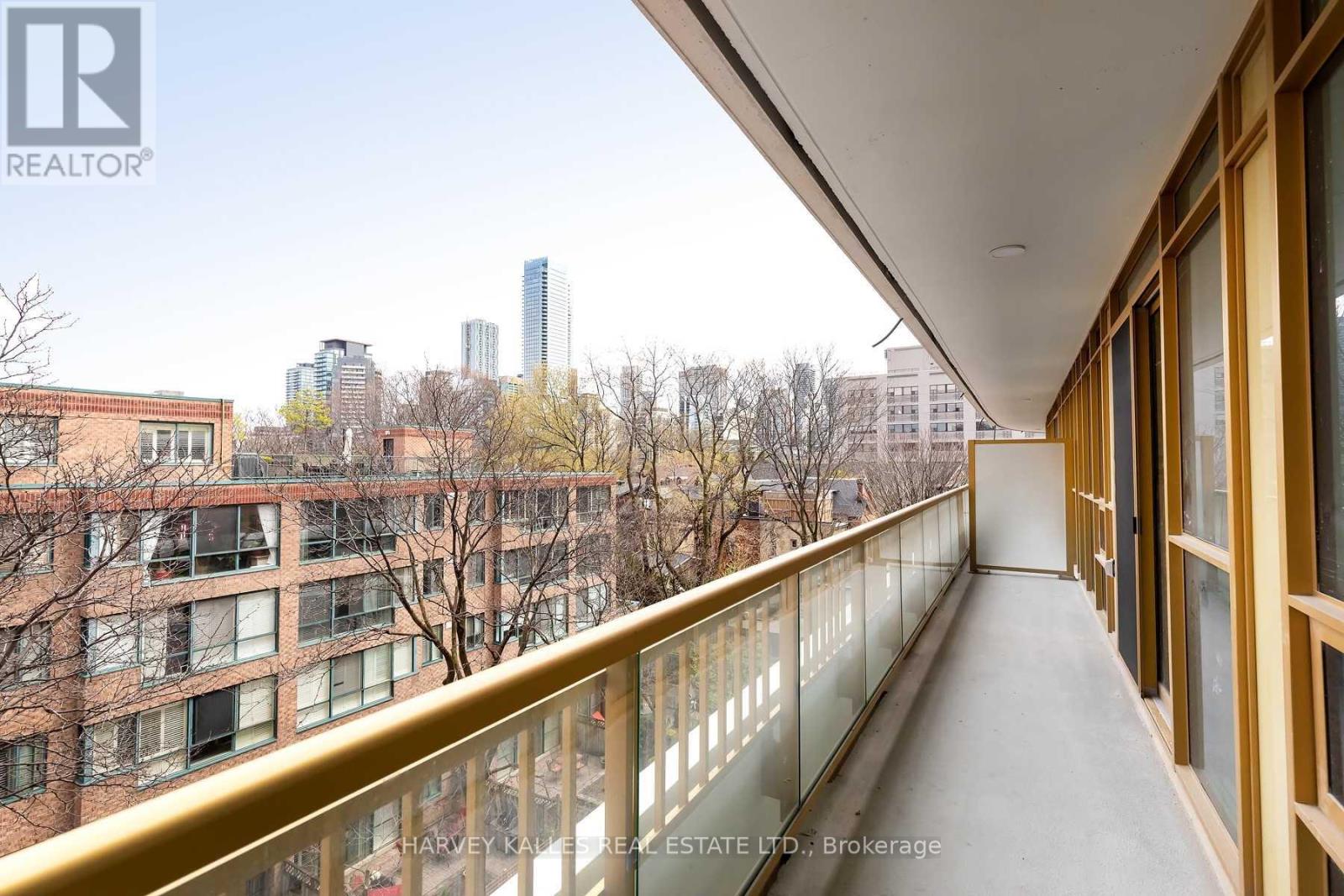 406 - 151 Avenue Road, Toronto, Ontario  M5R 2H7 - Photo 18 - C12699488