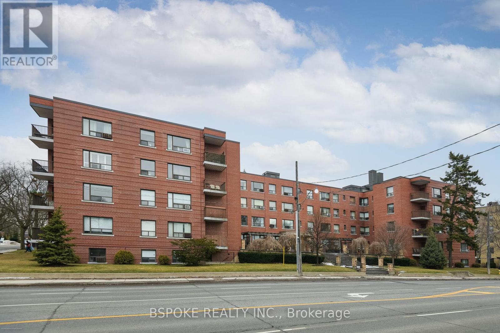405 - 2550 Bathurst Street N, Toronto, Ontario  M6B 2Z2 - Photo 2 - C12699530