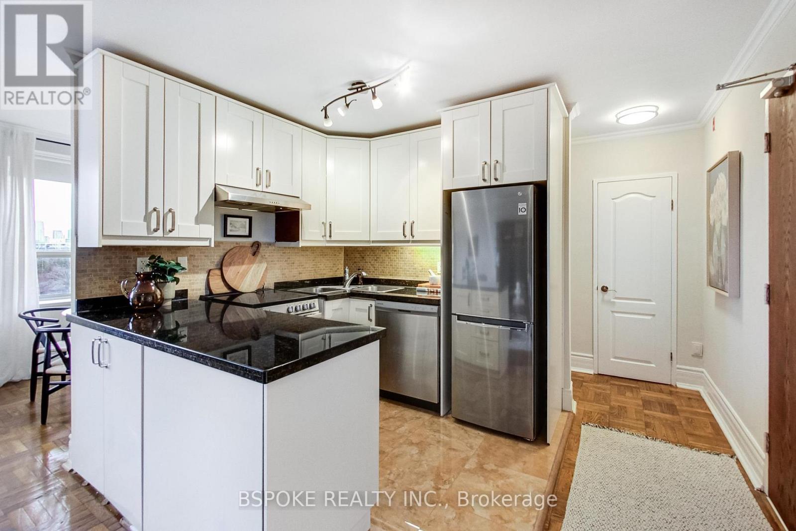 405 - 2550 Bathurst Street N, Toronto, Ontario  M6B 2Z2 - Photo 4 - C12699530