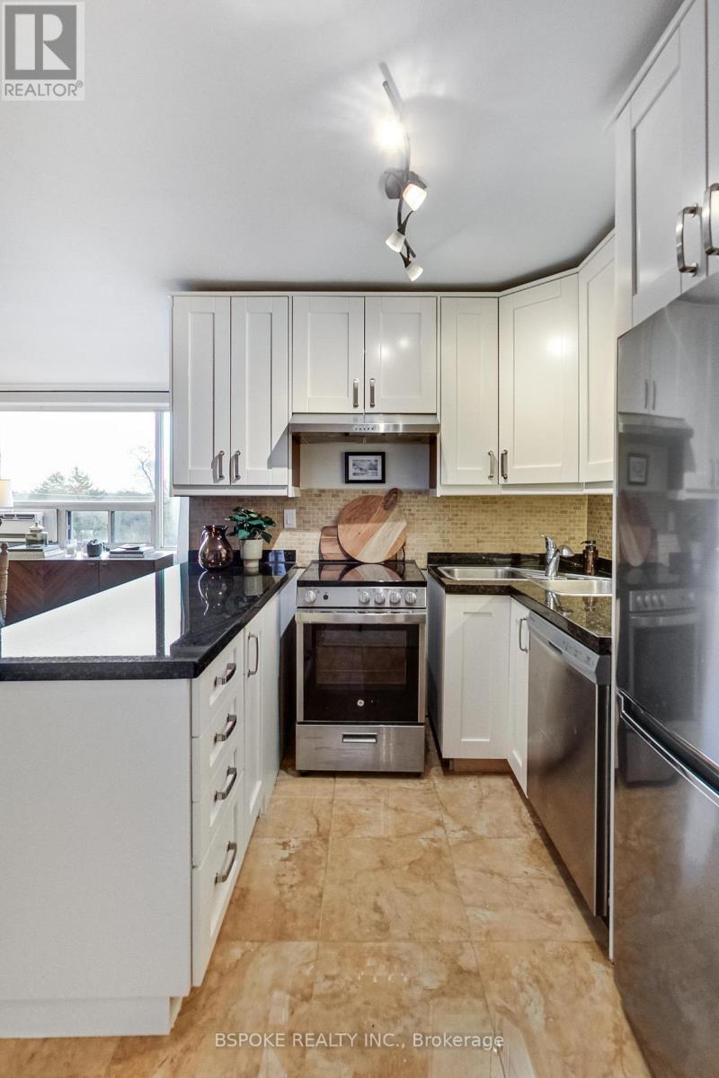 405 - 2550 Bathurst Street N, Toronto, Ontario  M6B 2Z2 - Photo 6 - C12699530