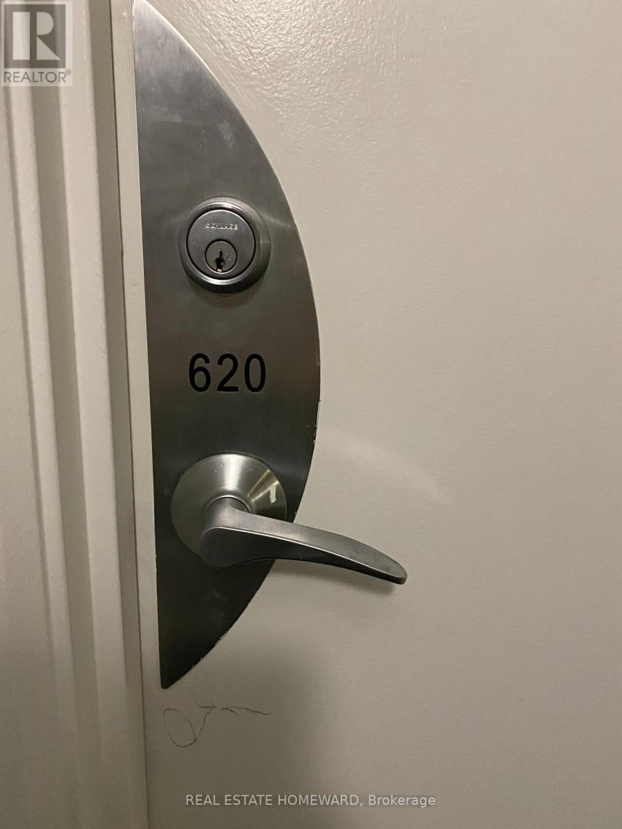 620 - 600 Fleet Street, Toronto, Ontario  M5V 1B7 - Photo 2 - C12699564